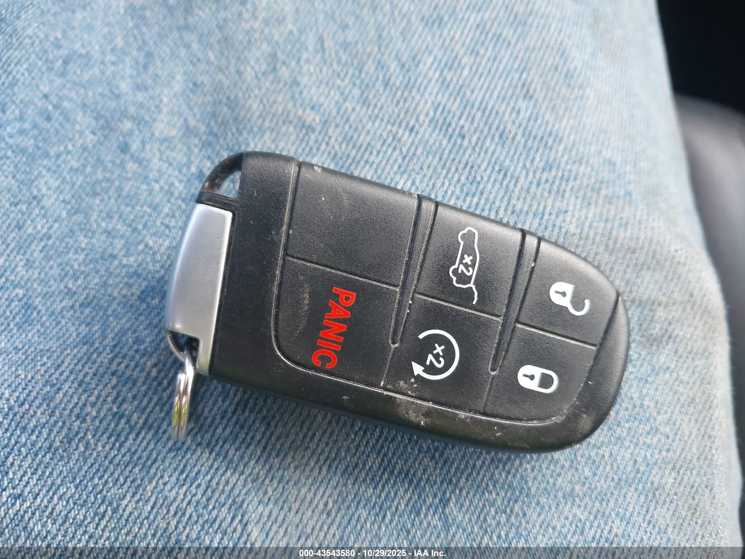 JEEP GRAND image 11
