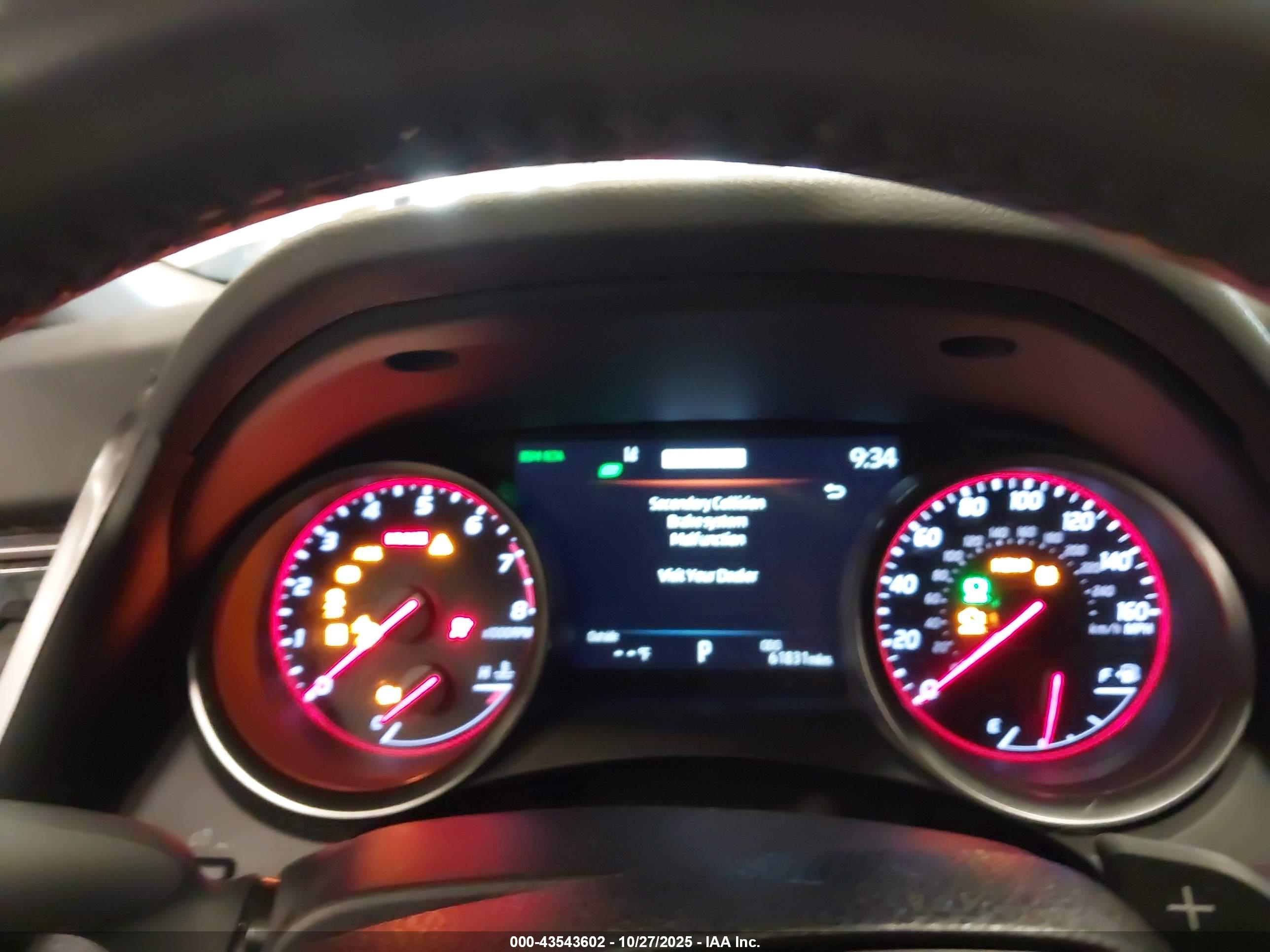 TOYOTA CAMRY image 7