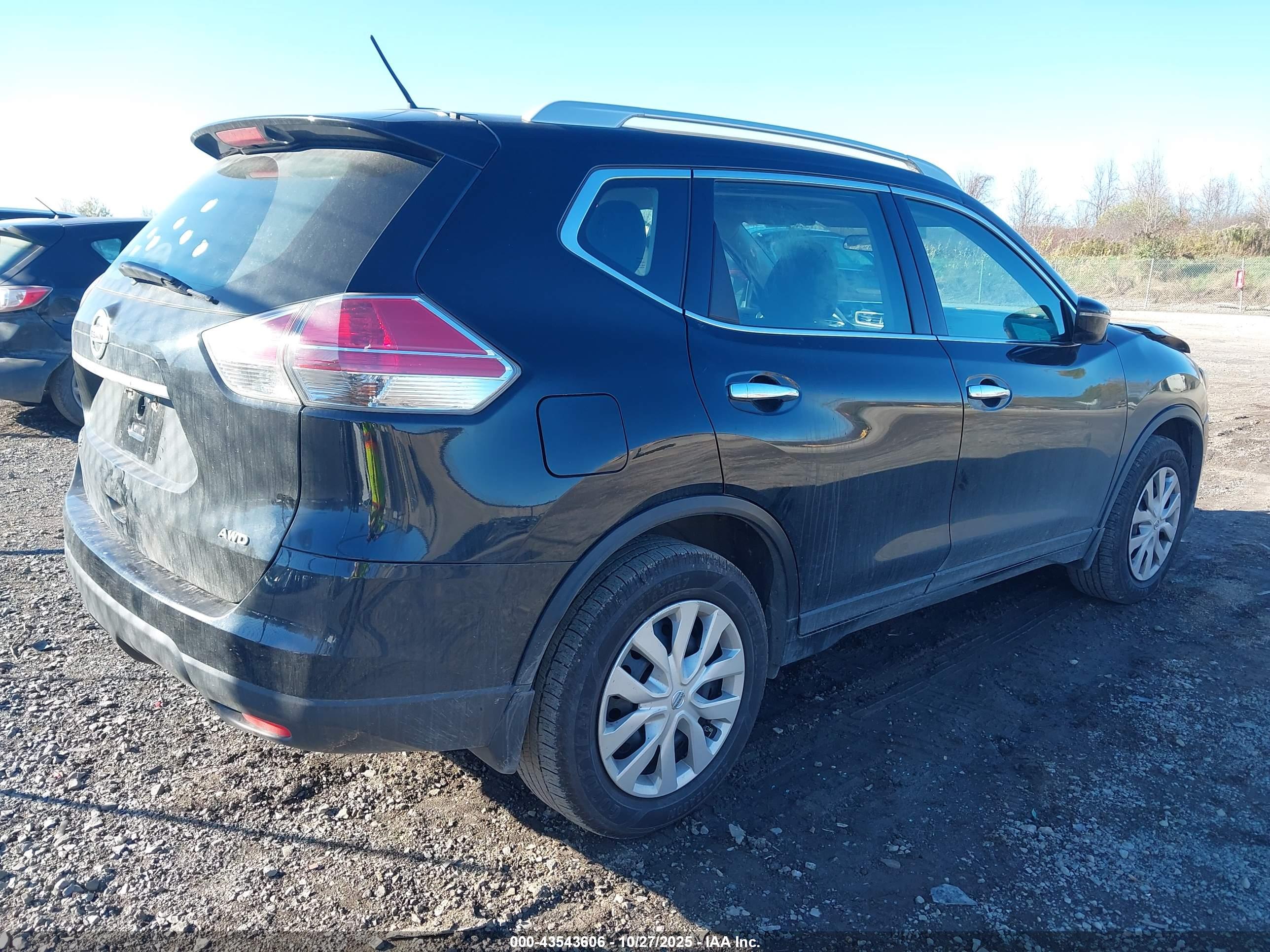 NISSAN ROGUE image 4
