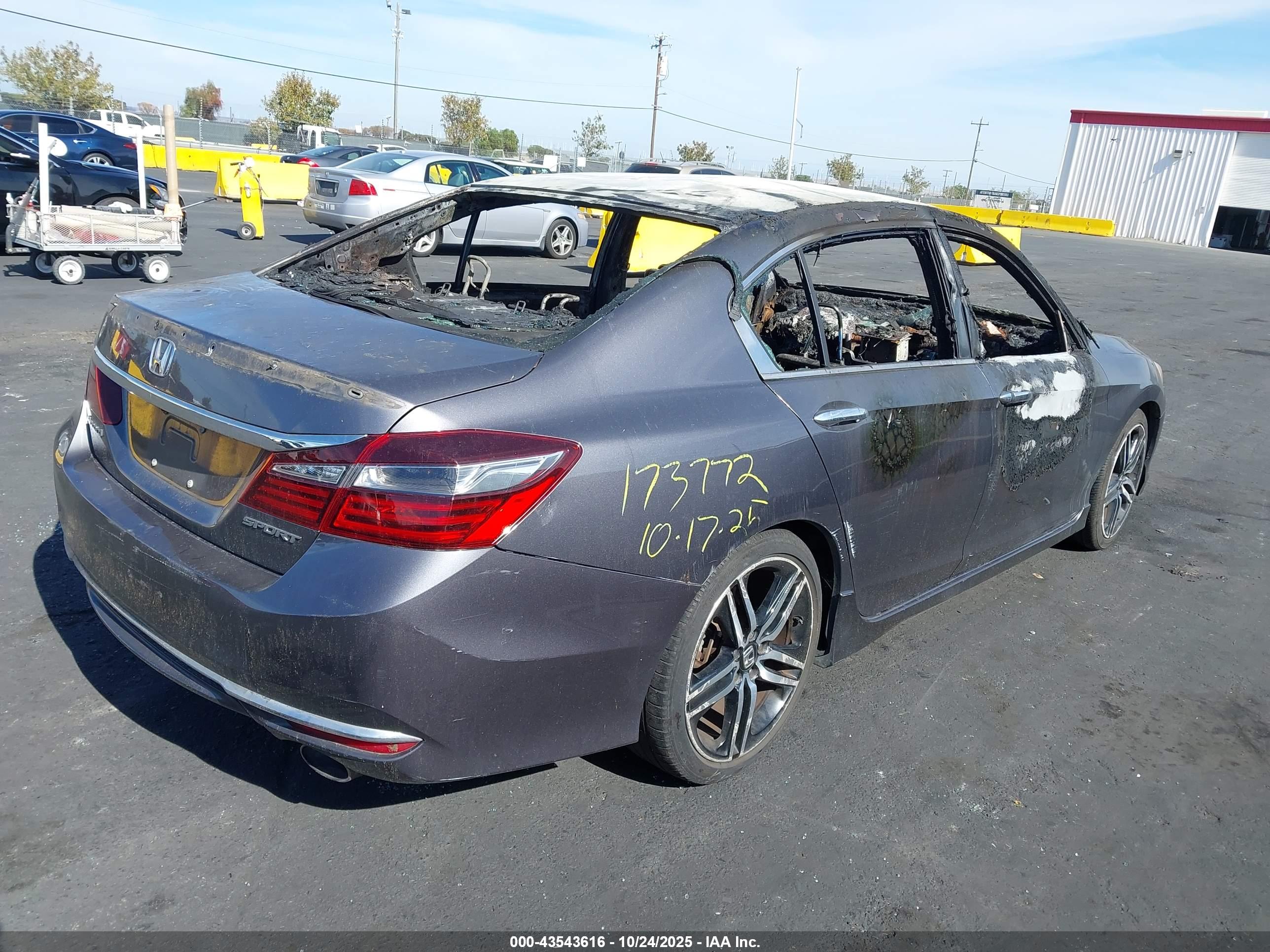 HONDA ACCORD image 4