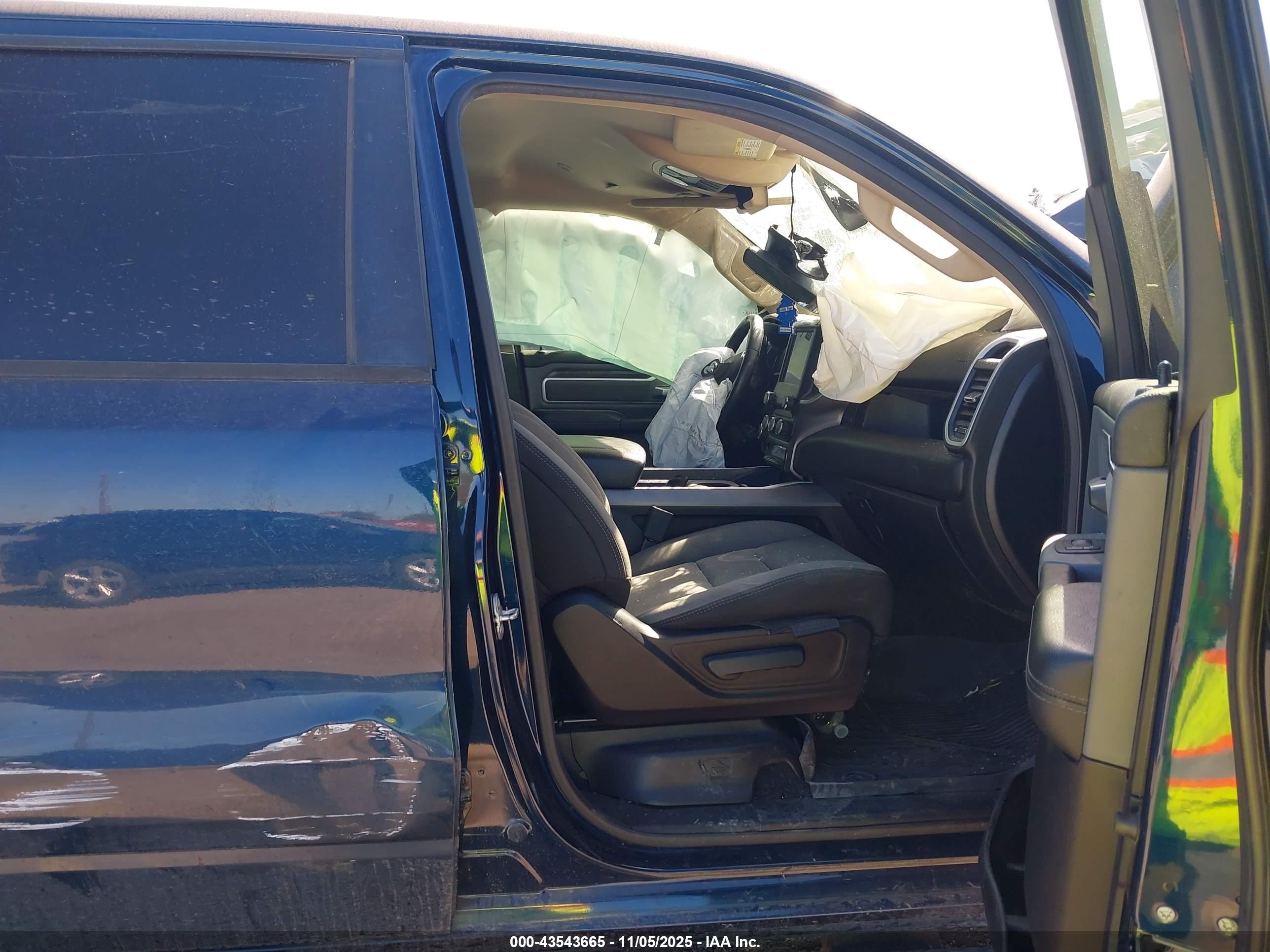 RAM 1500 image 5
