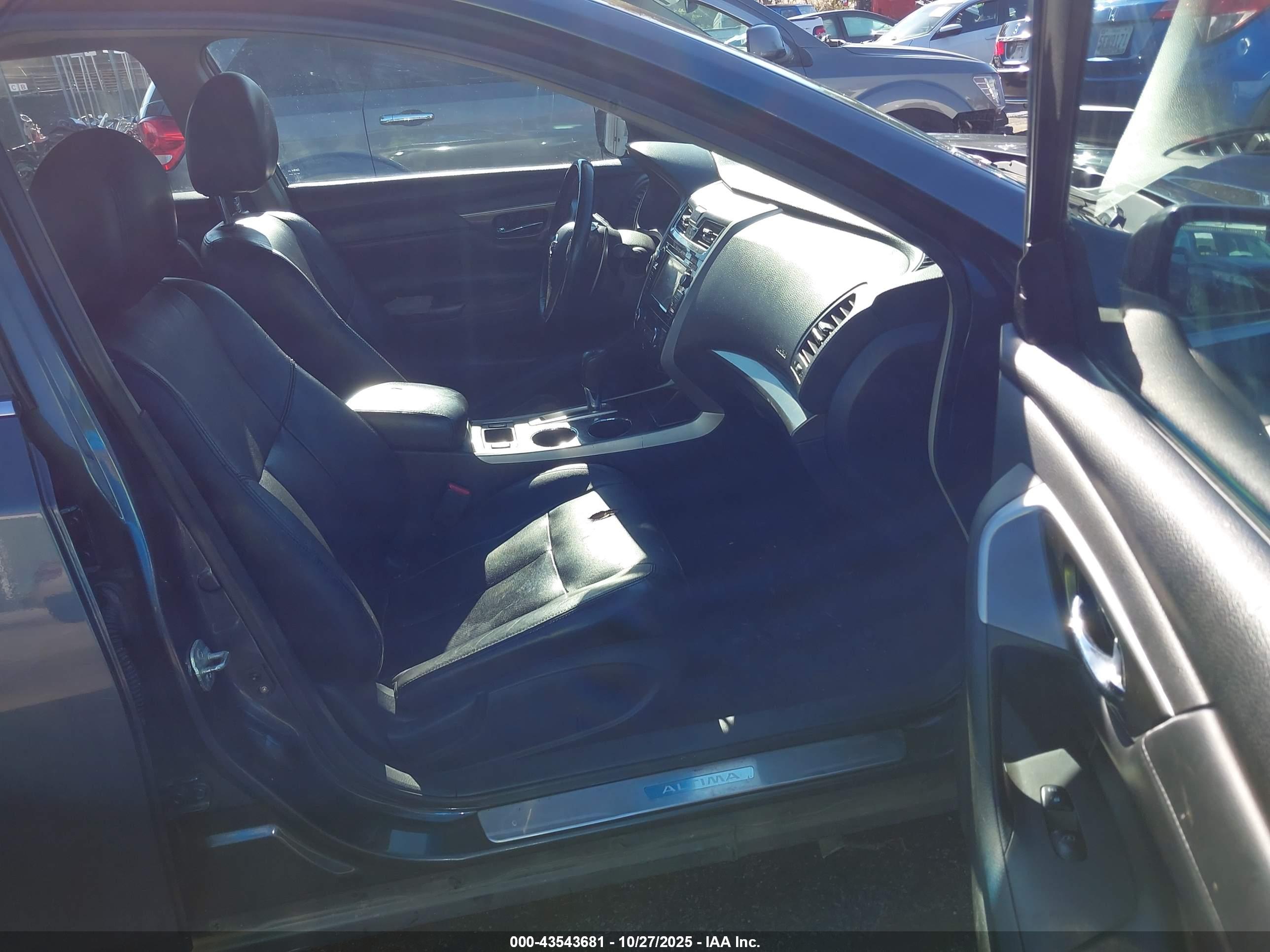 NISSAN ALTIMA image 5