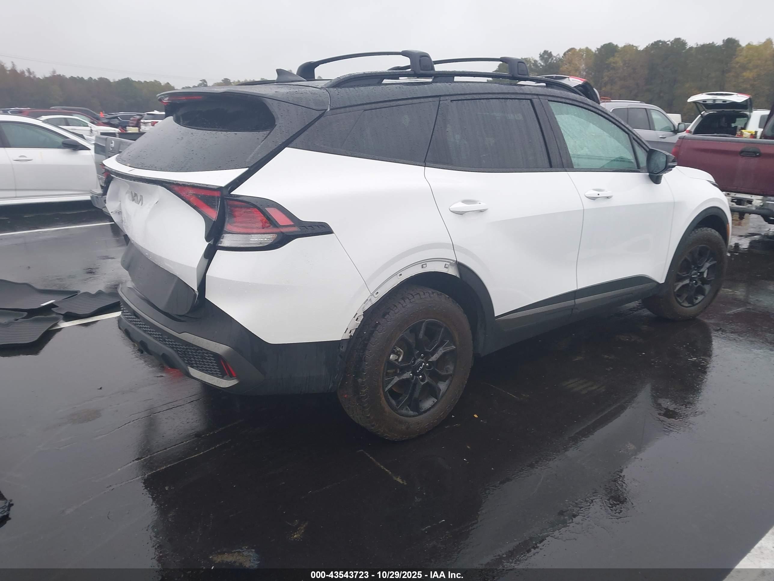 KIA SPORTAGE image 4