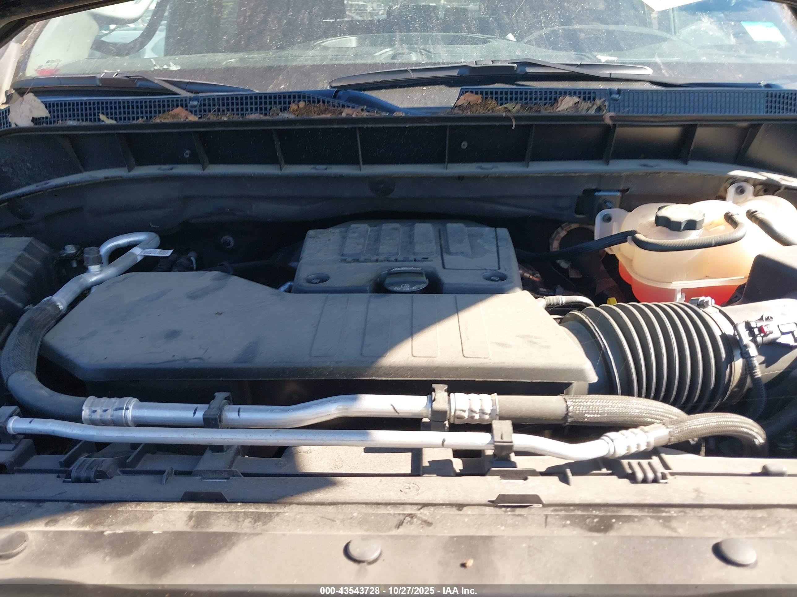 CHEVROLET SILVERADO image 10