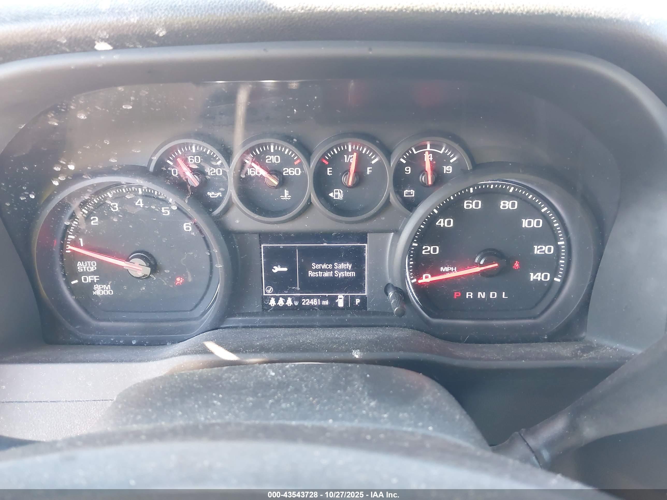 CHEVROLET SILVERADO image 7