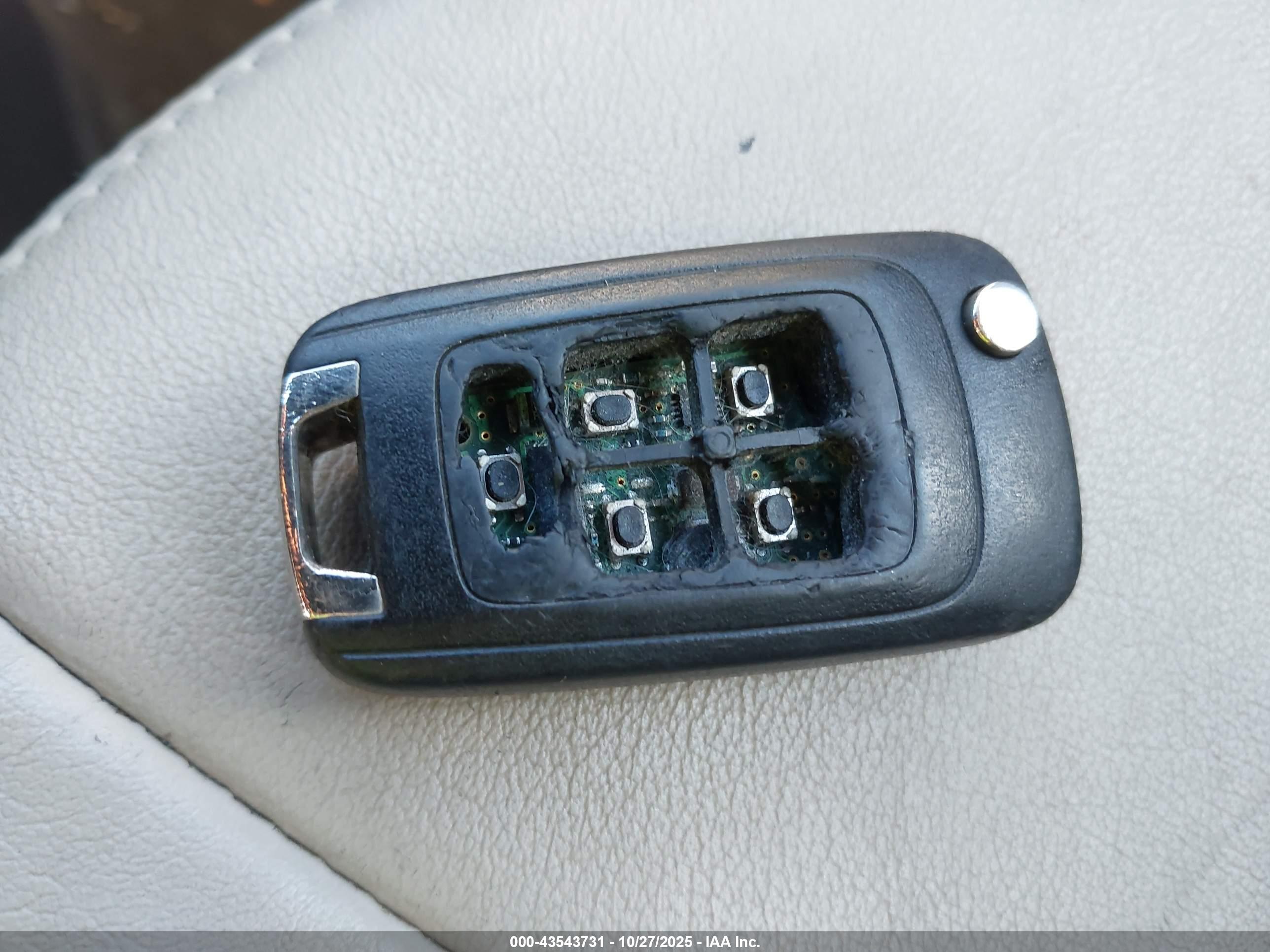 BUICK VERANO image 11