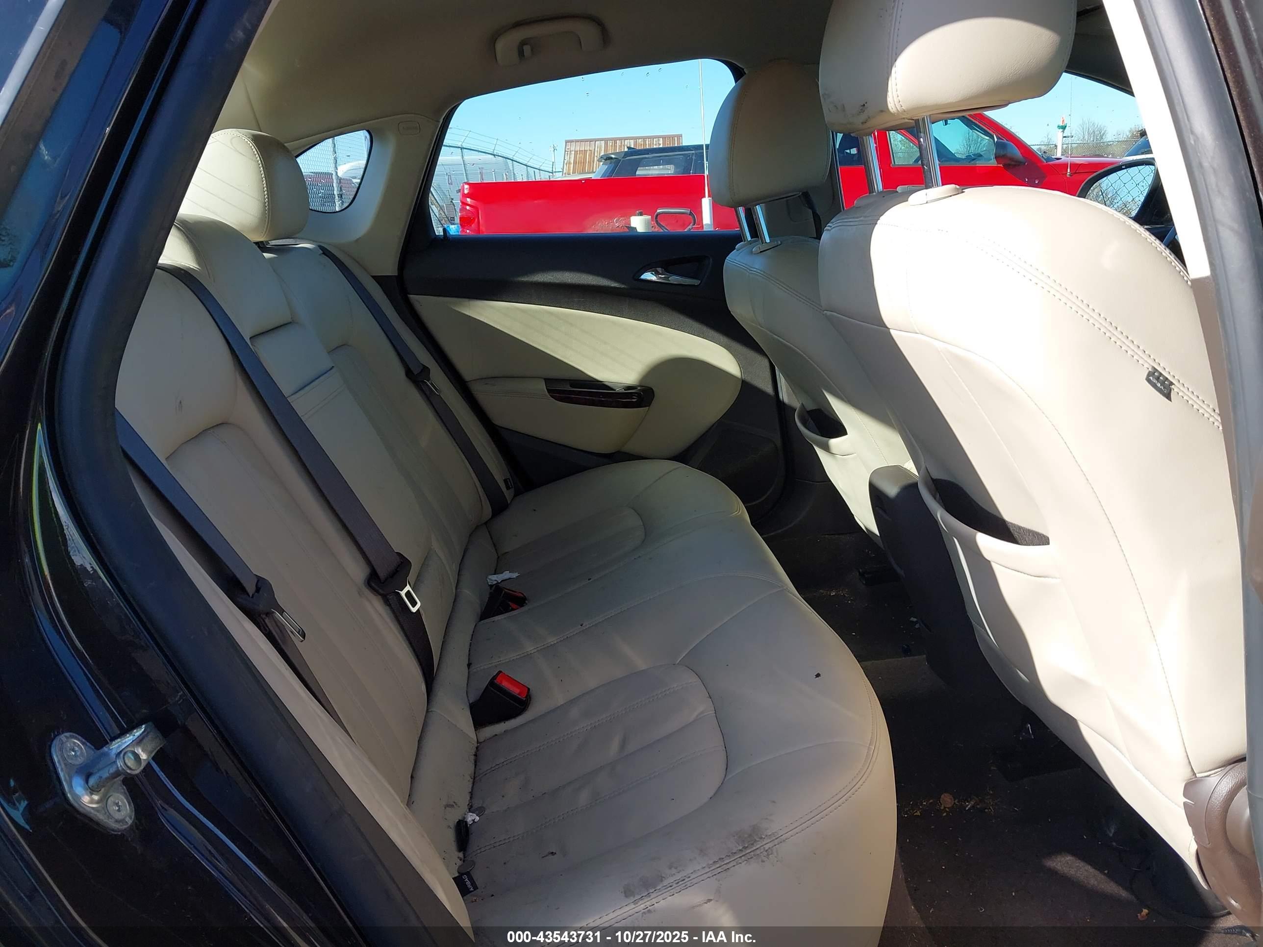 BUICK VERANO image 8