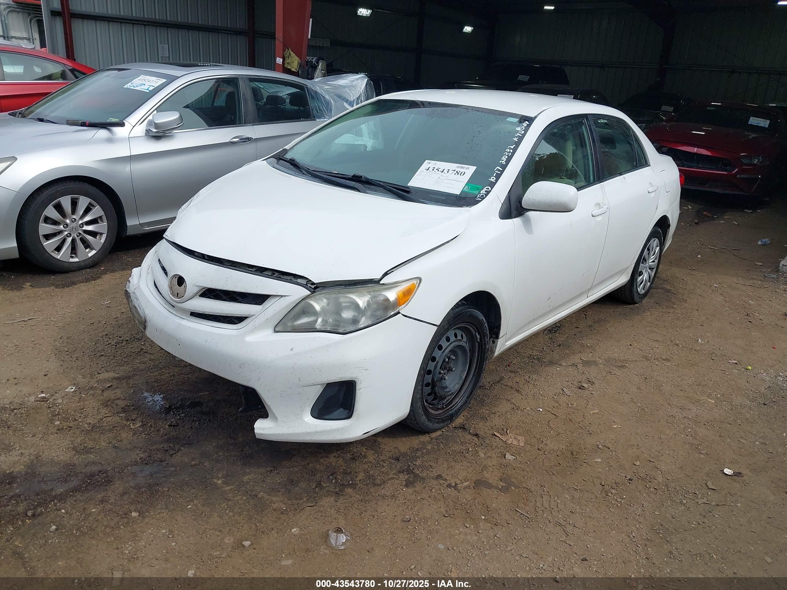 TOYOTA COROLLA image 2