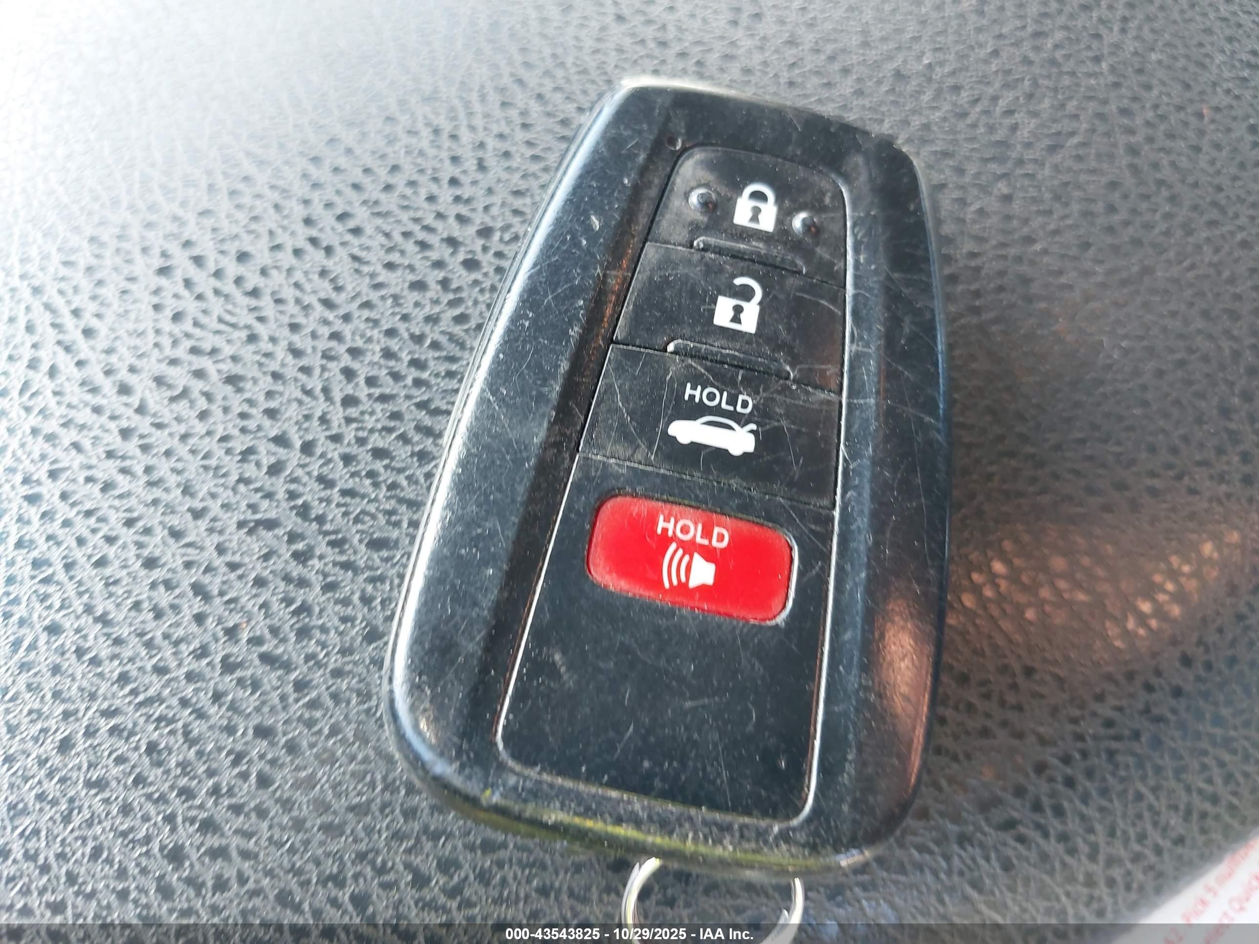 TOYOTA CAMRY image 11