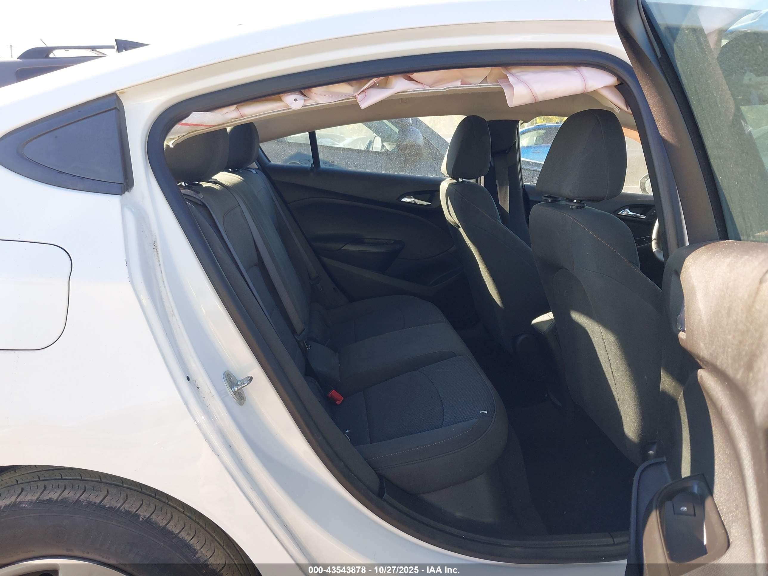 CHEVROLET CRUZE image 8