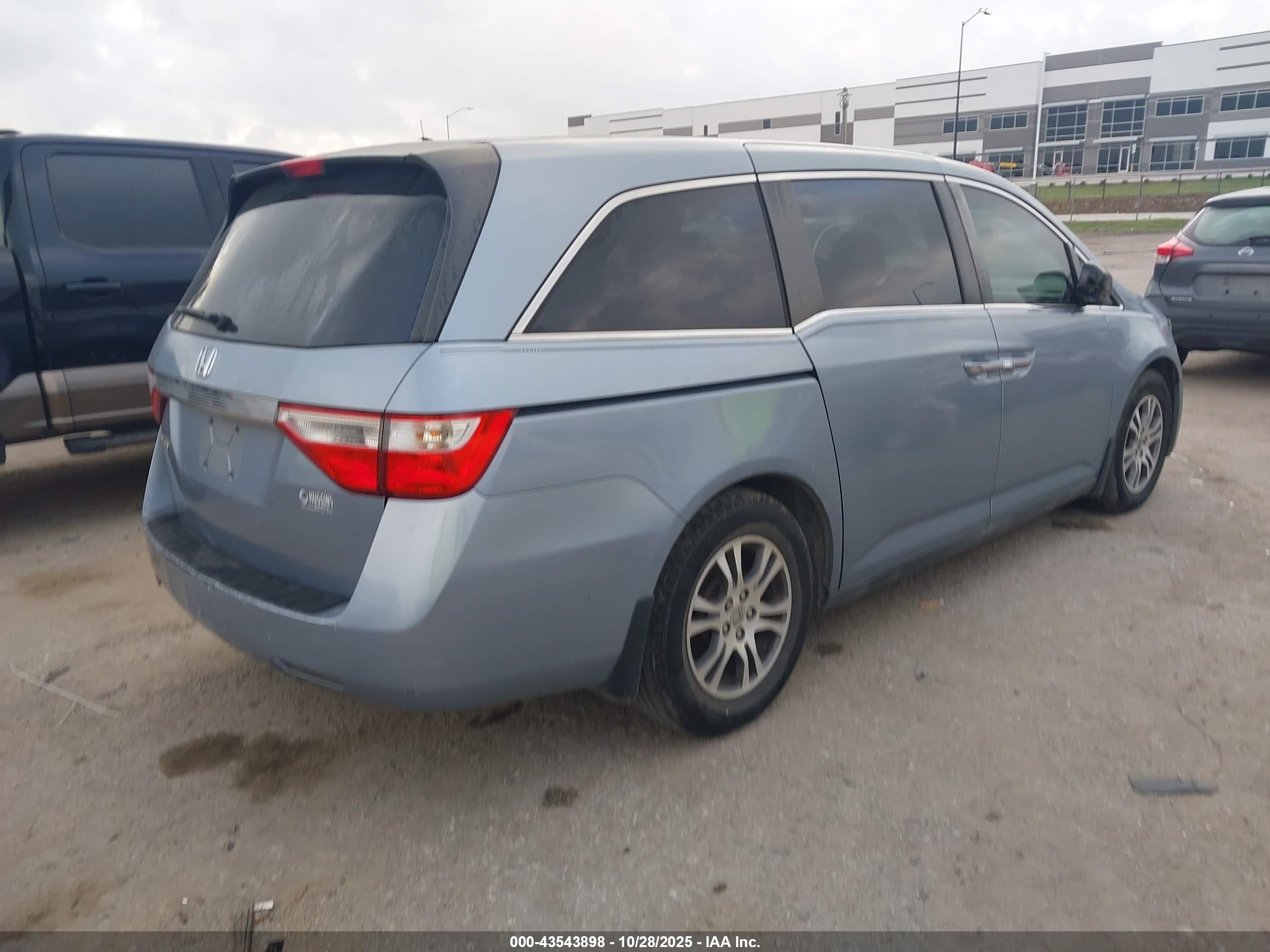 HONDA ODYSSEY image 4