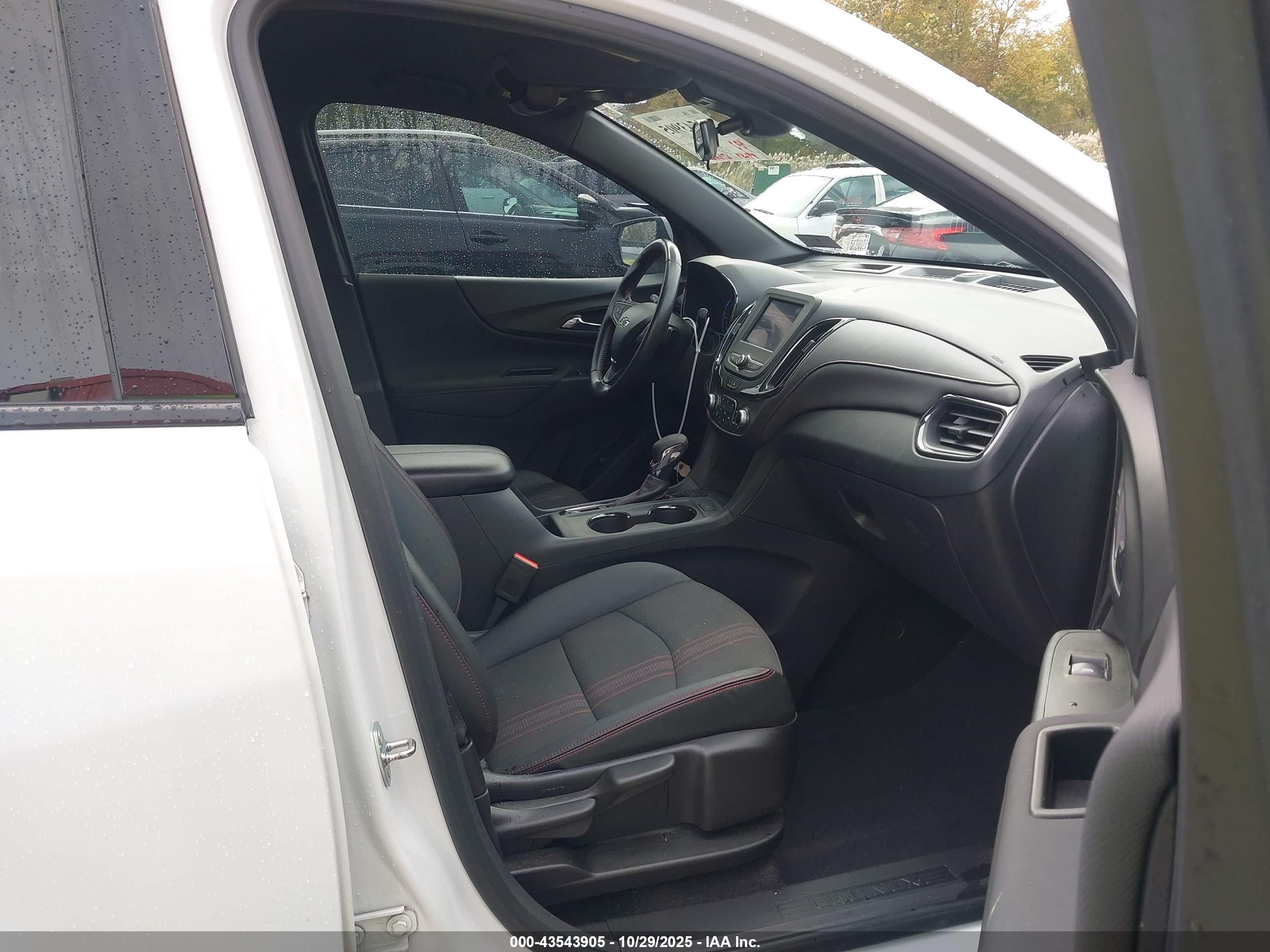 CHEVROLET EQUINOX image 5