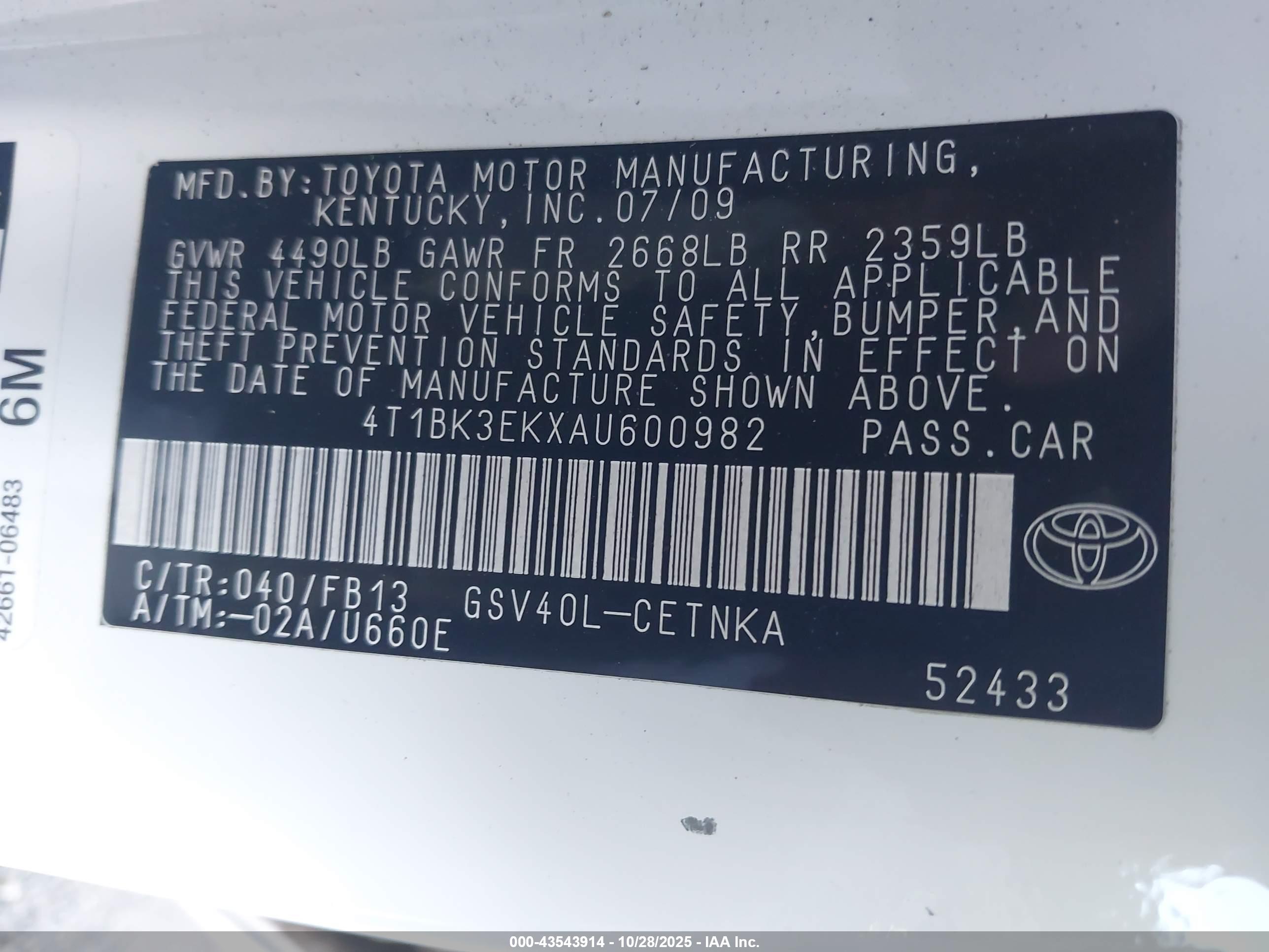 TOYOTA CAMRY image 9