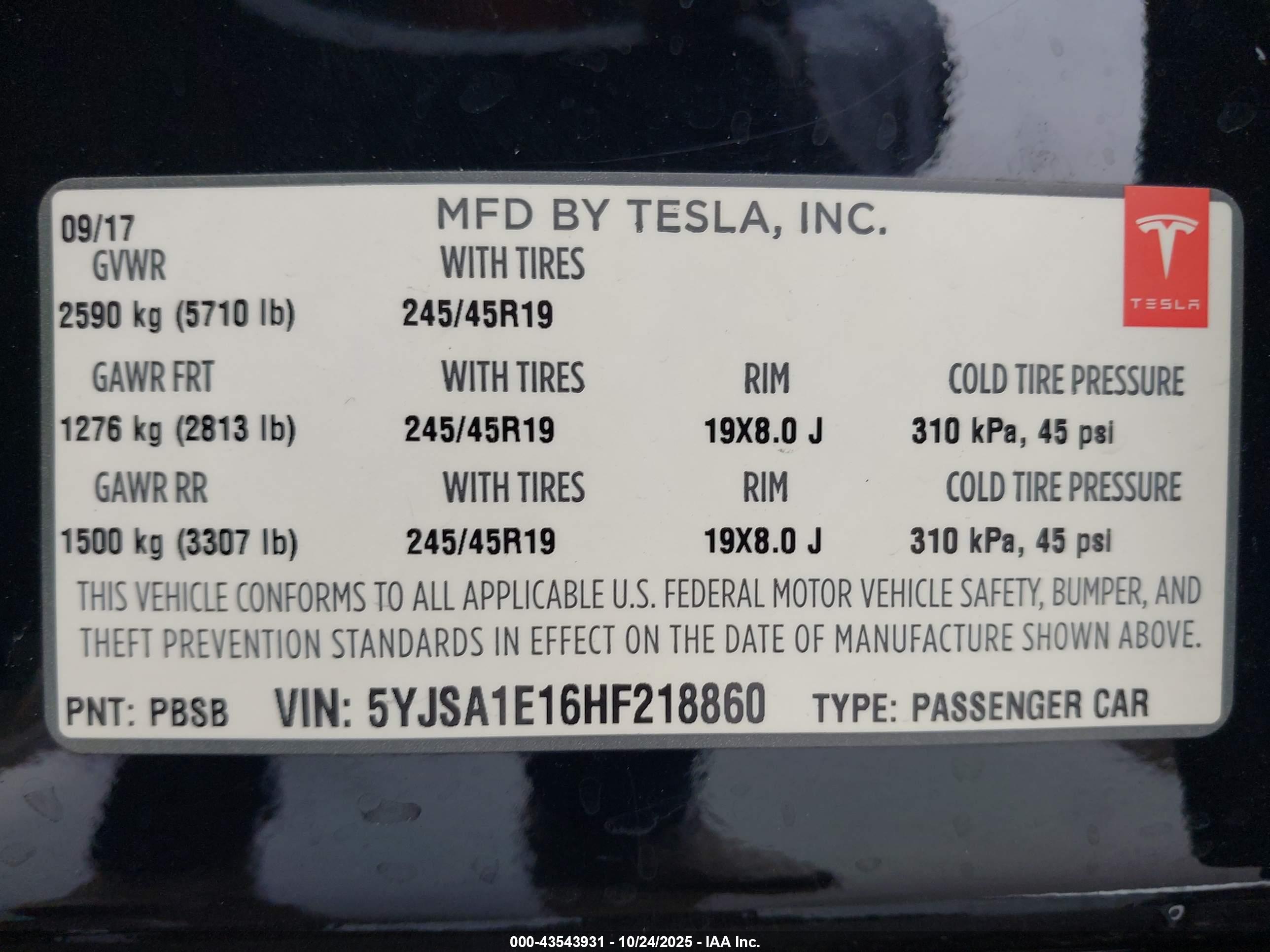 TESLA MODEL image 9