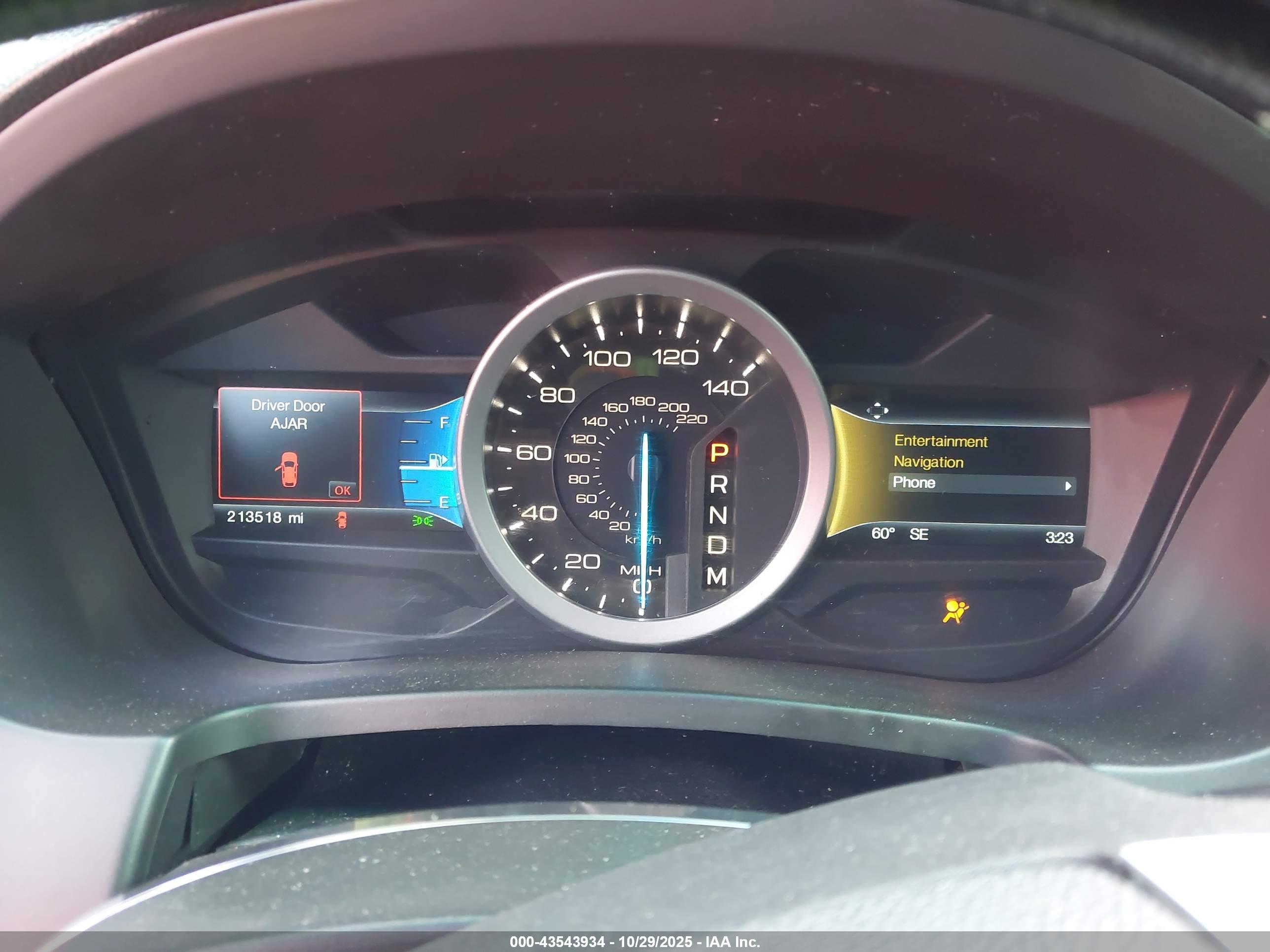 FORD EXPLORER image 7