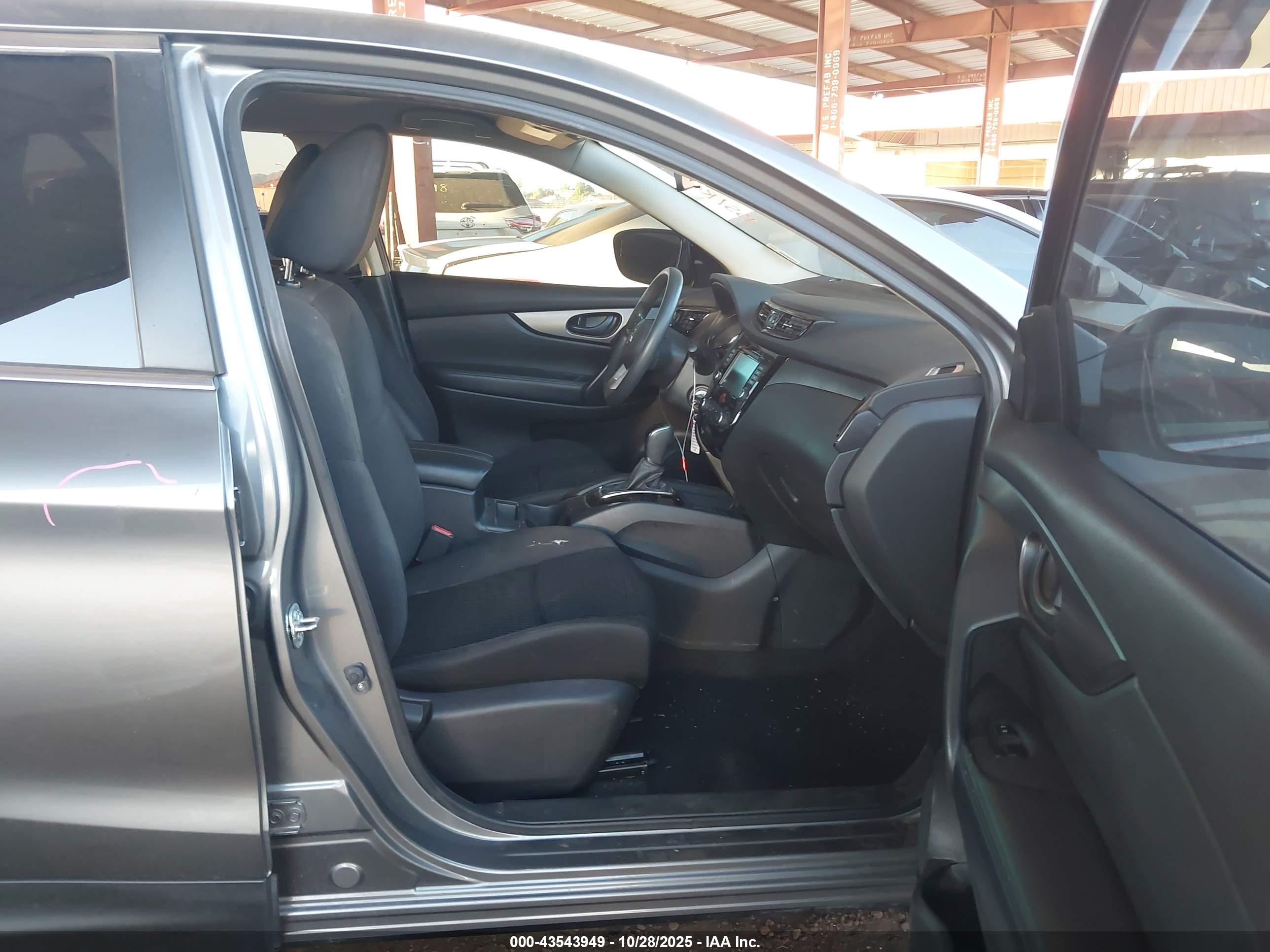 NISSAN ROGUE image 5