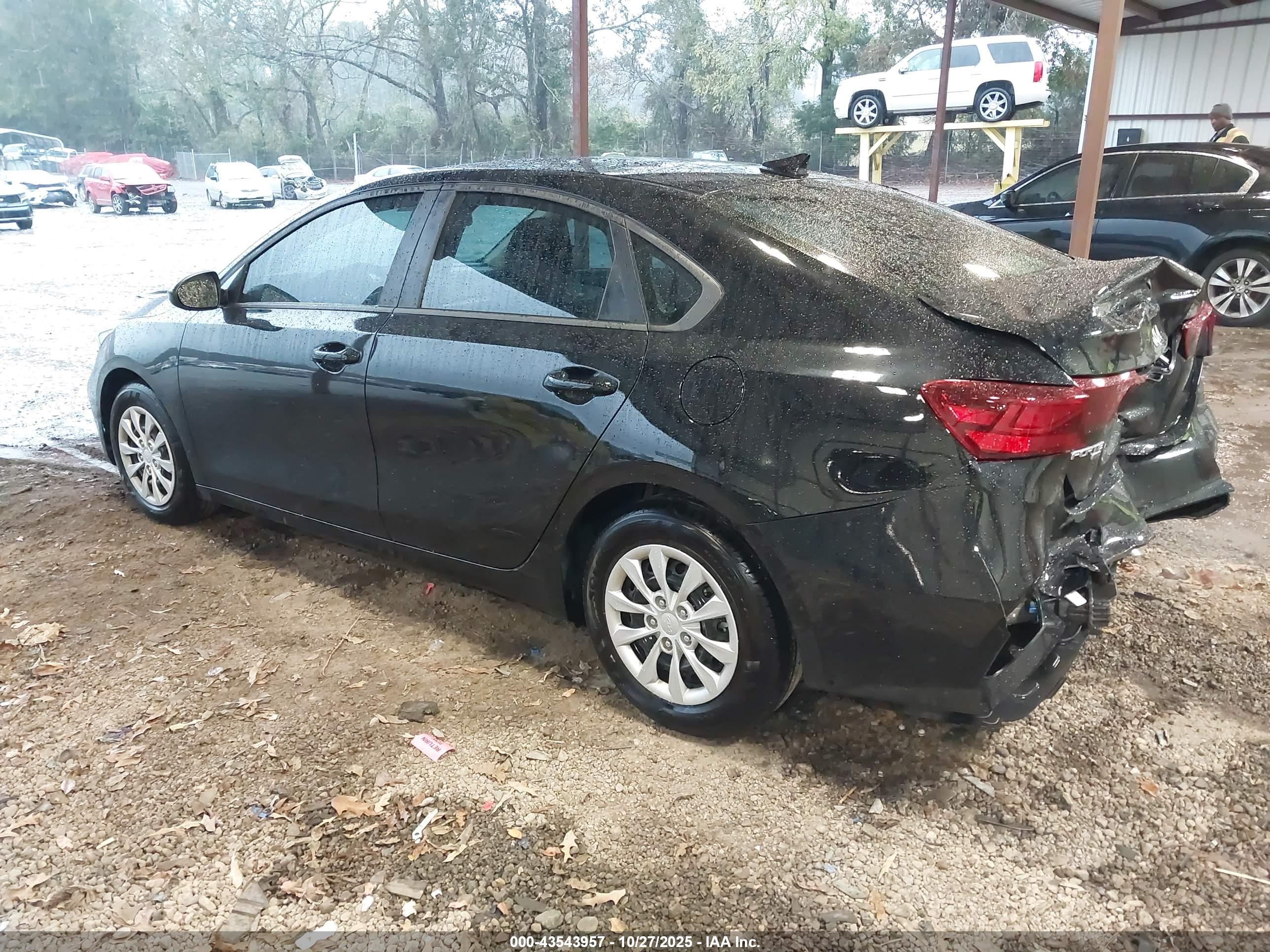 KIA FORTE image 3