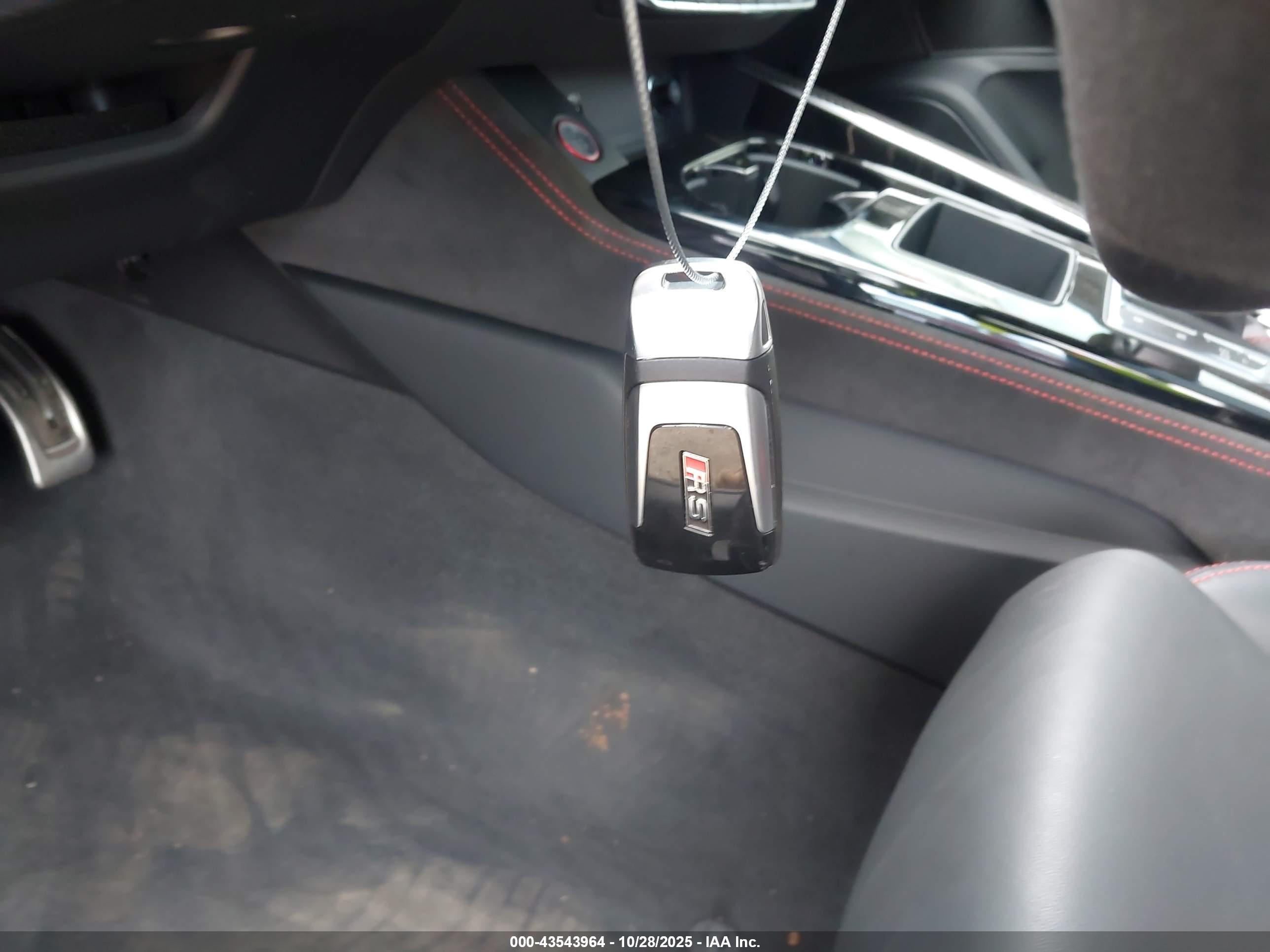 AUDI RS image 11