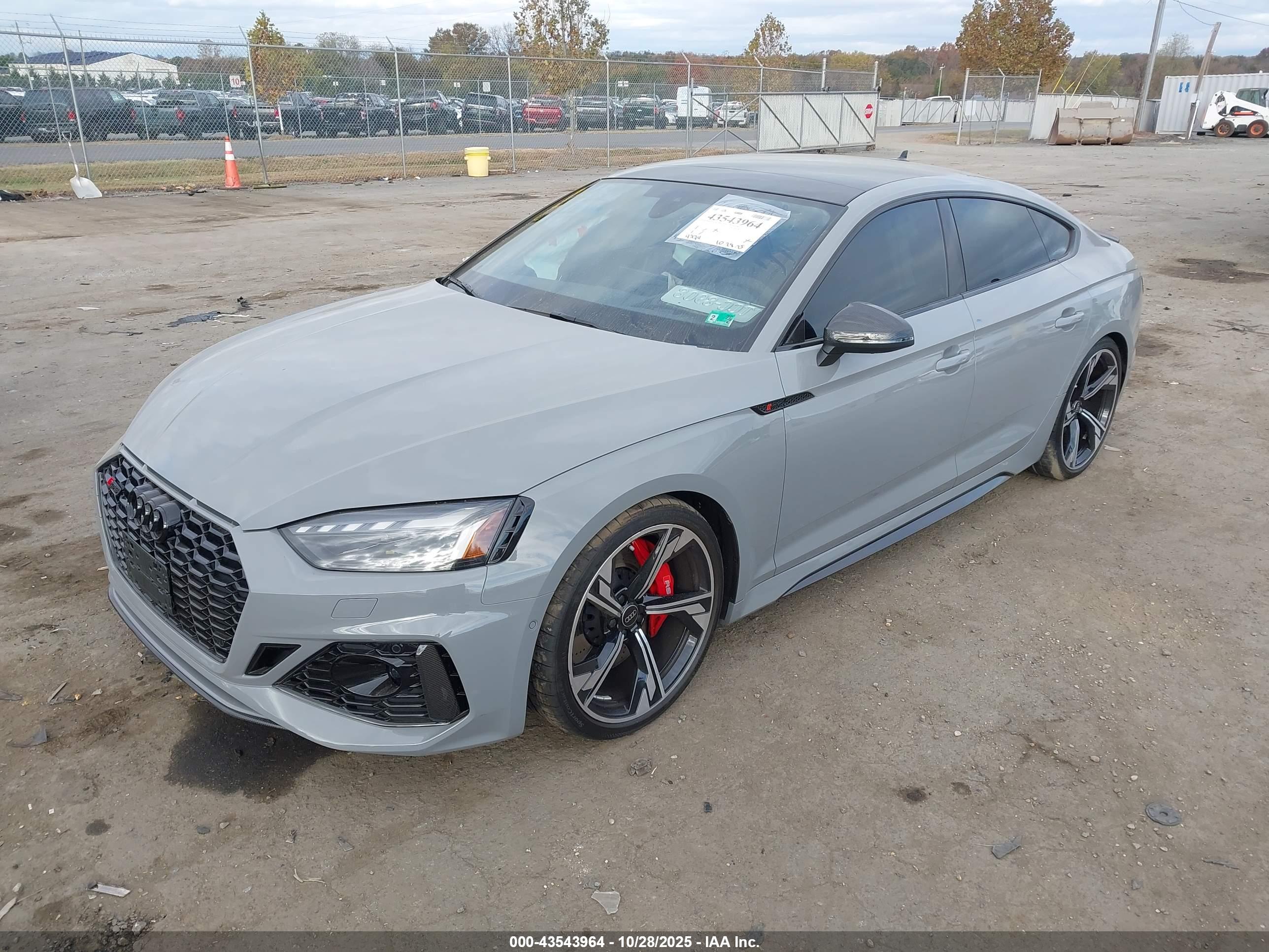 AUDI RS image 2