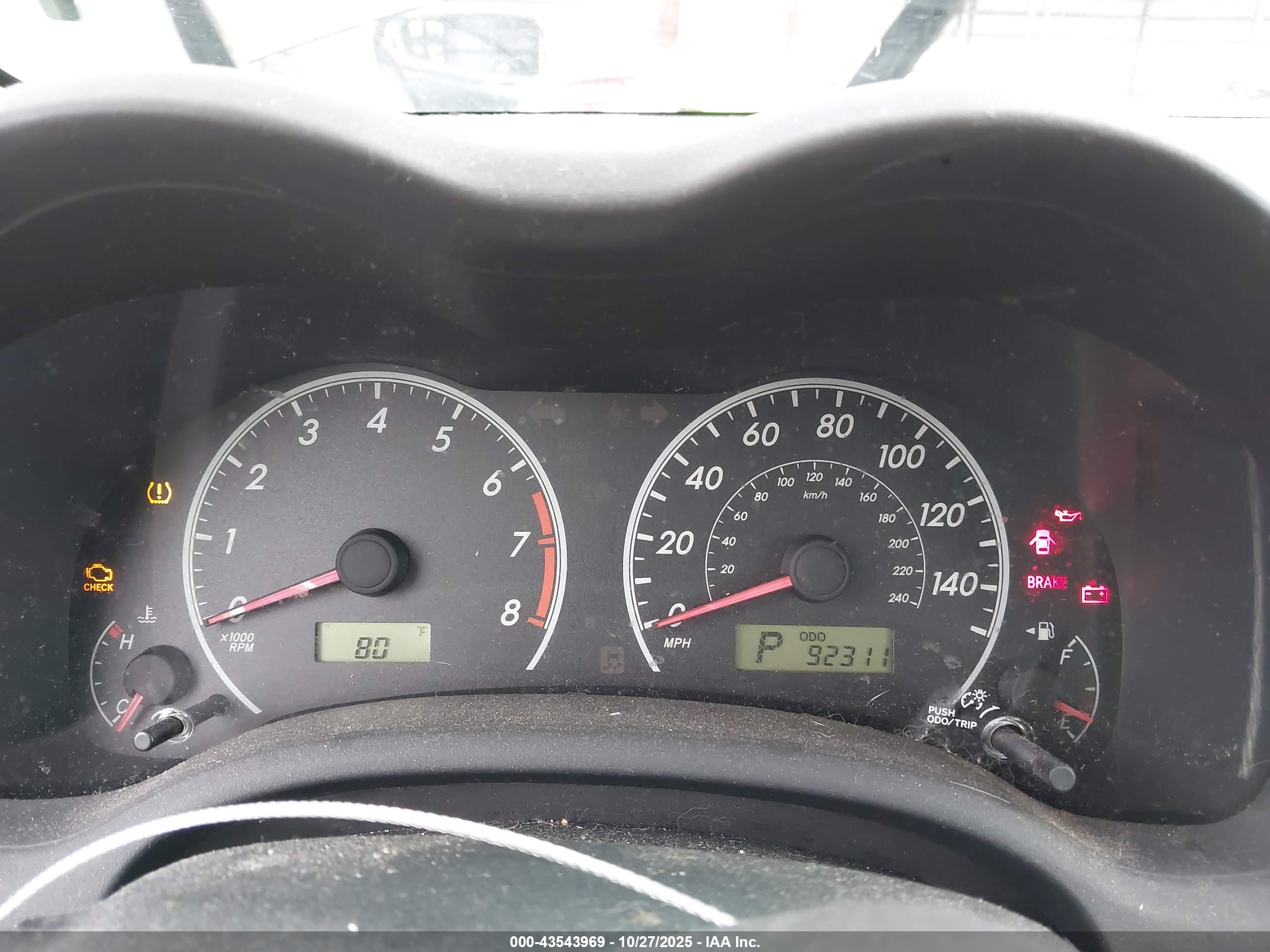 TOYOTA COROLLA image 7