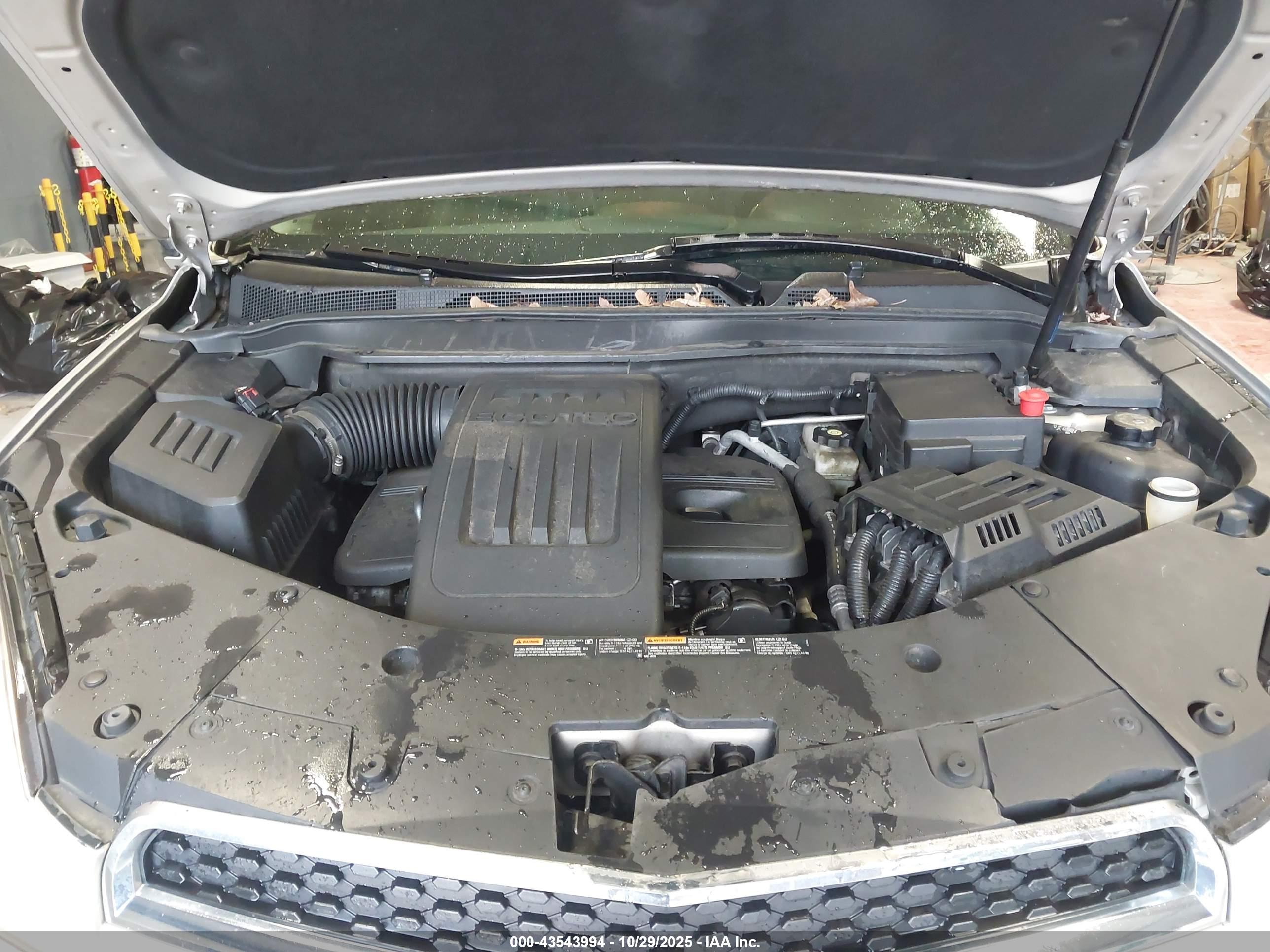 CHEVROLET EQUINOX image 10
