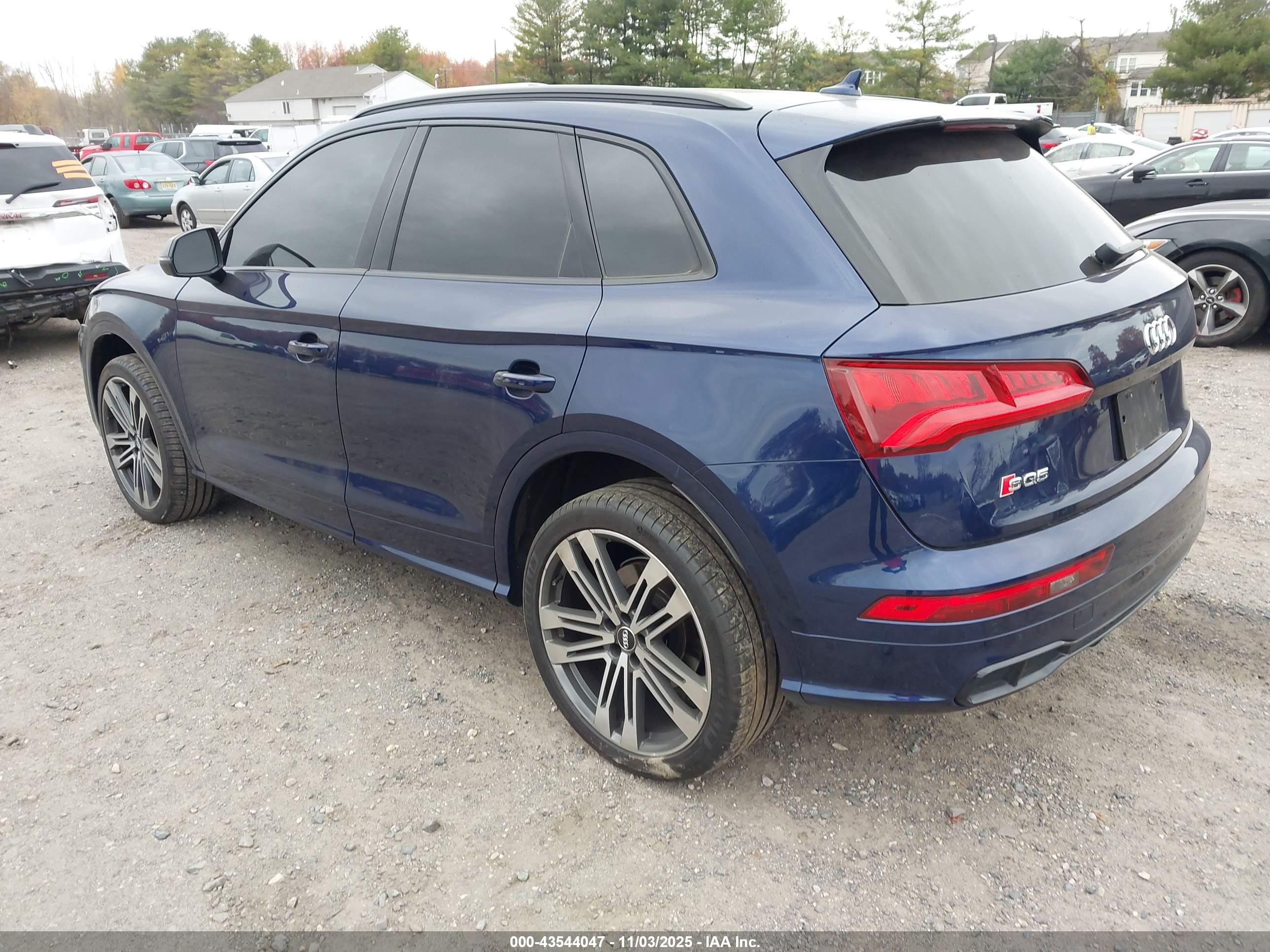 AUDI SQ5 image 3