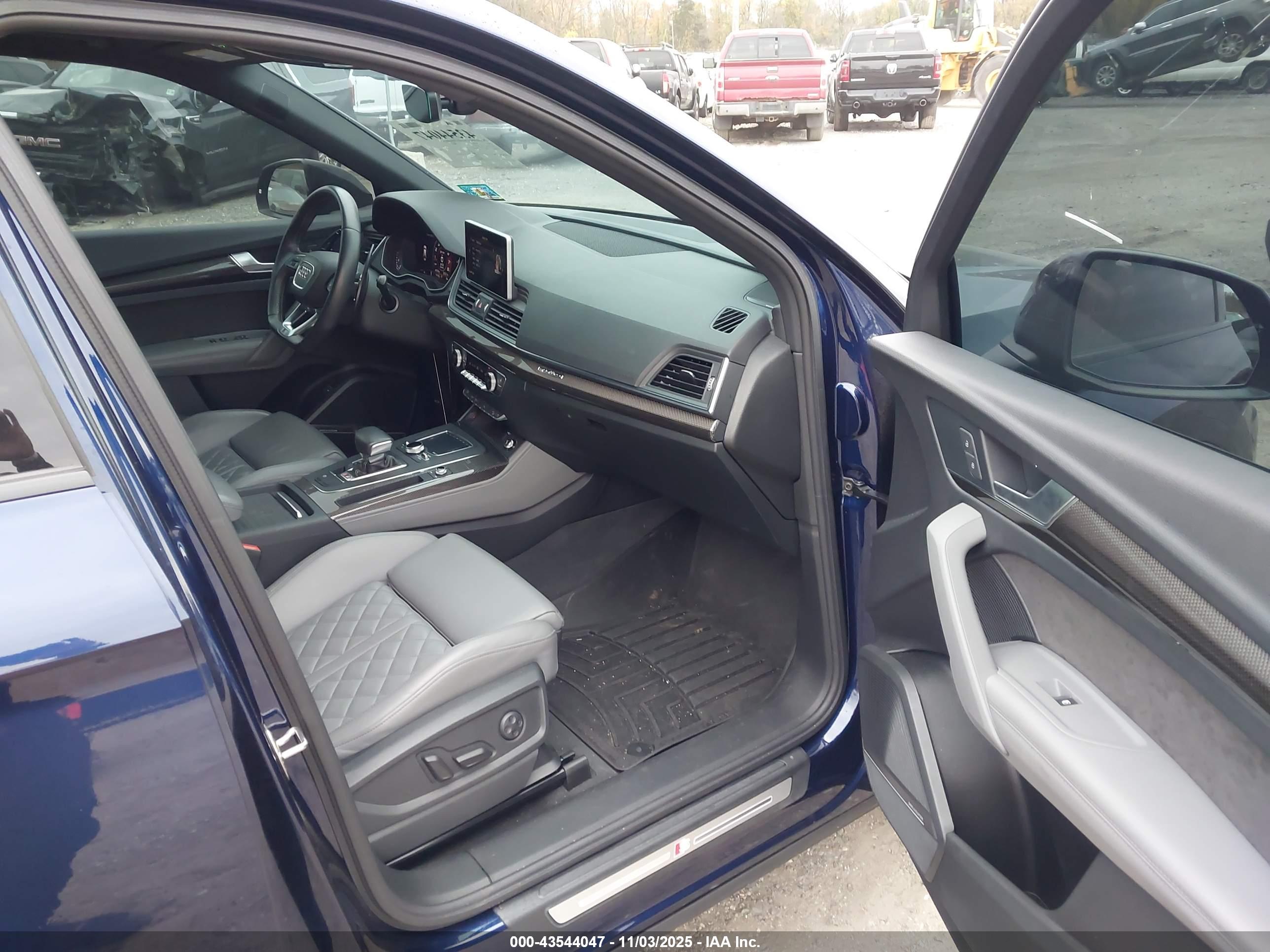 AUDI SQ5 image 5
