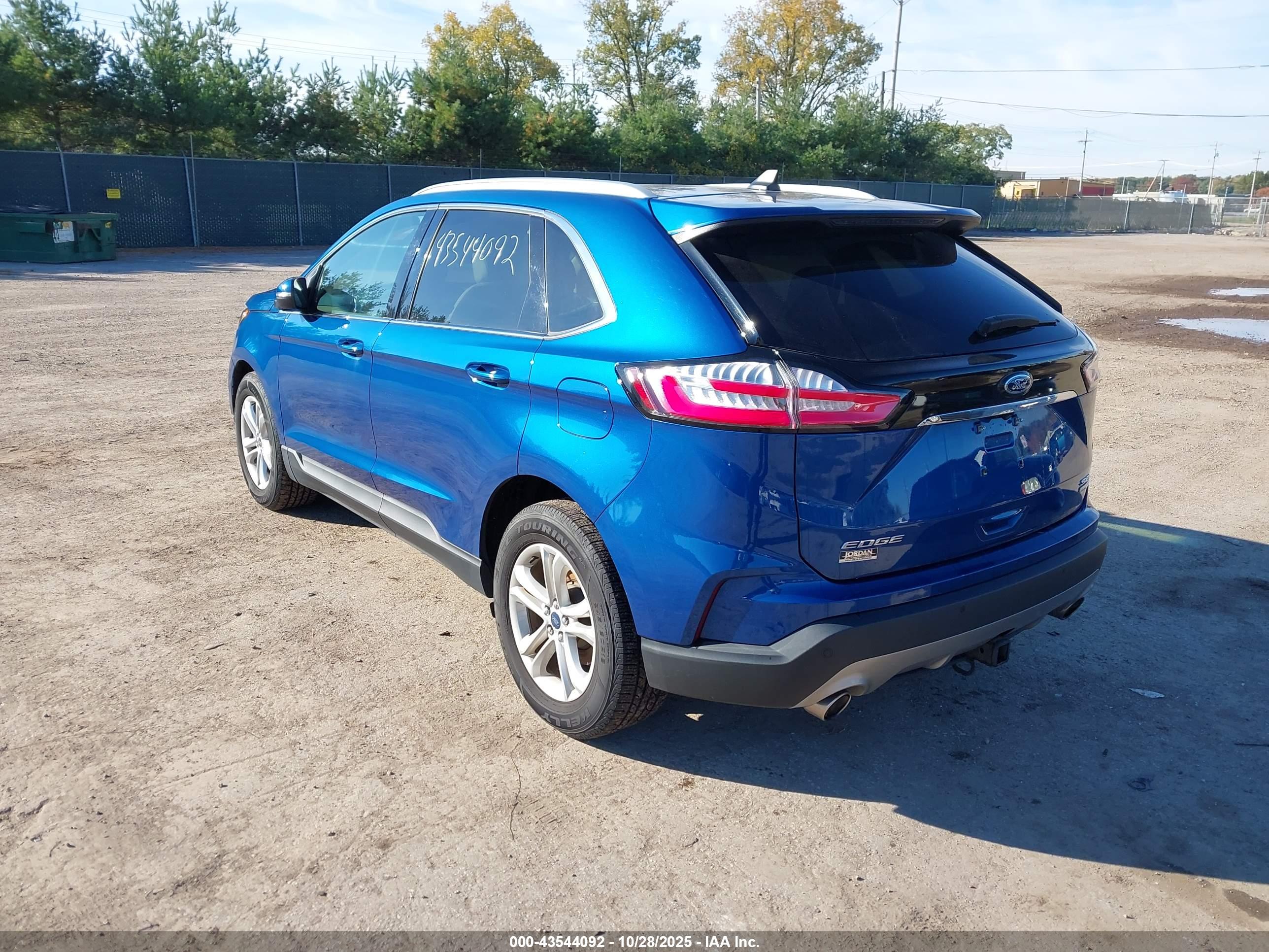 FORD EDGE image 3