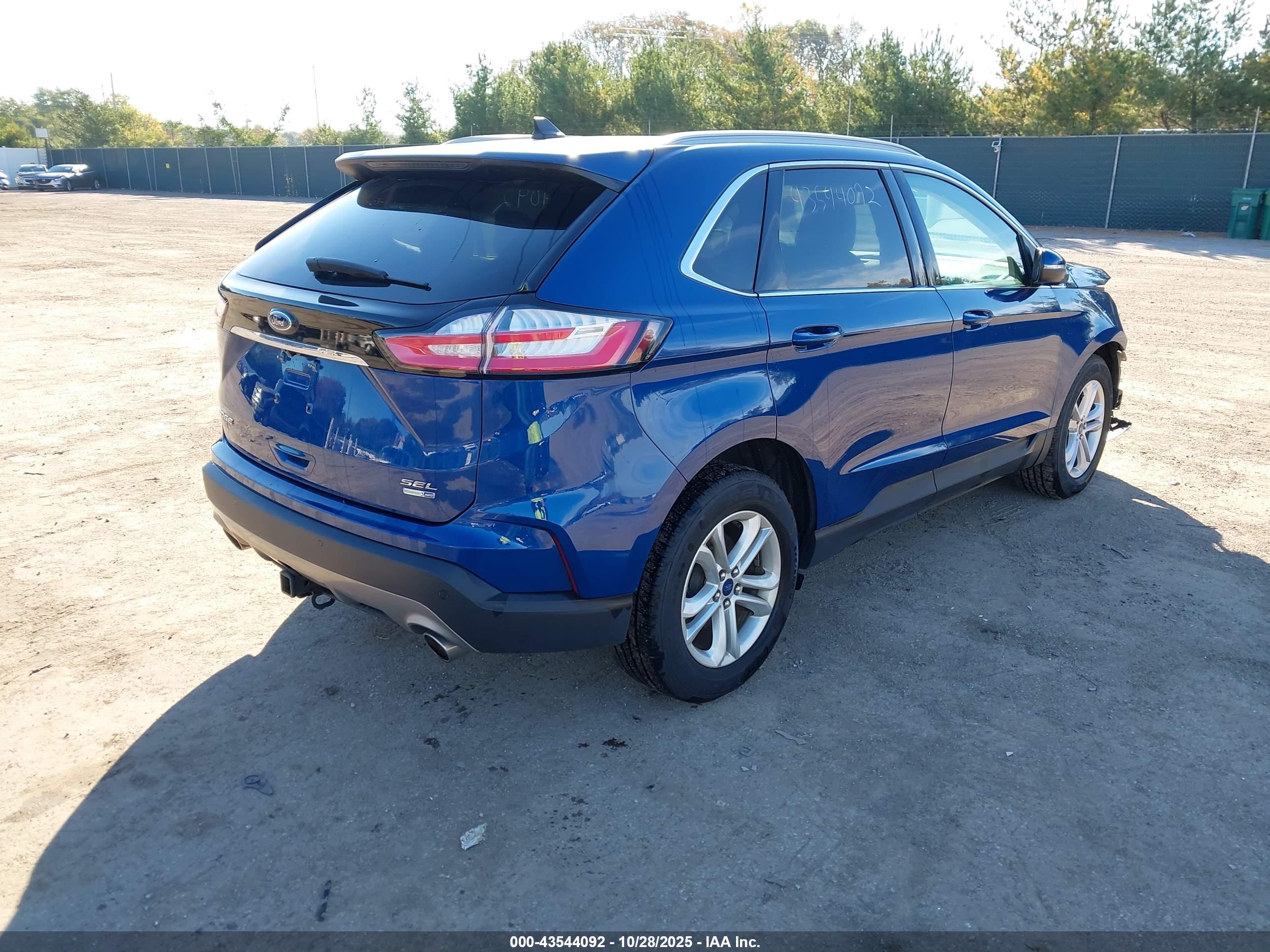 FORD EDGE image 4