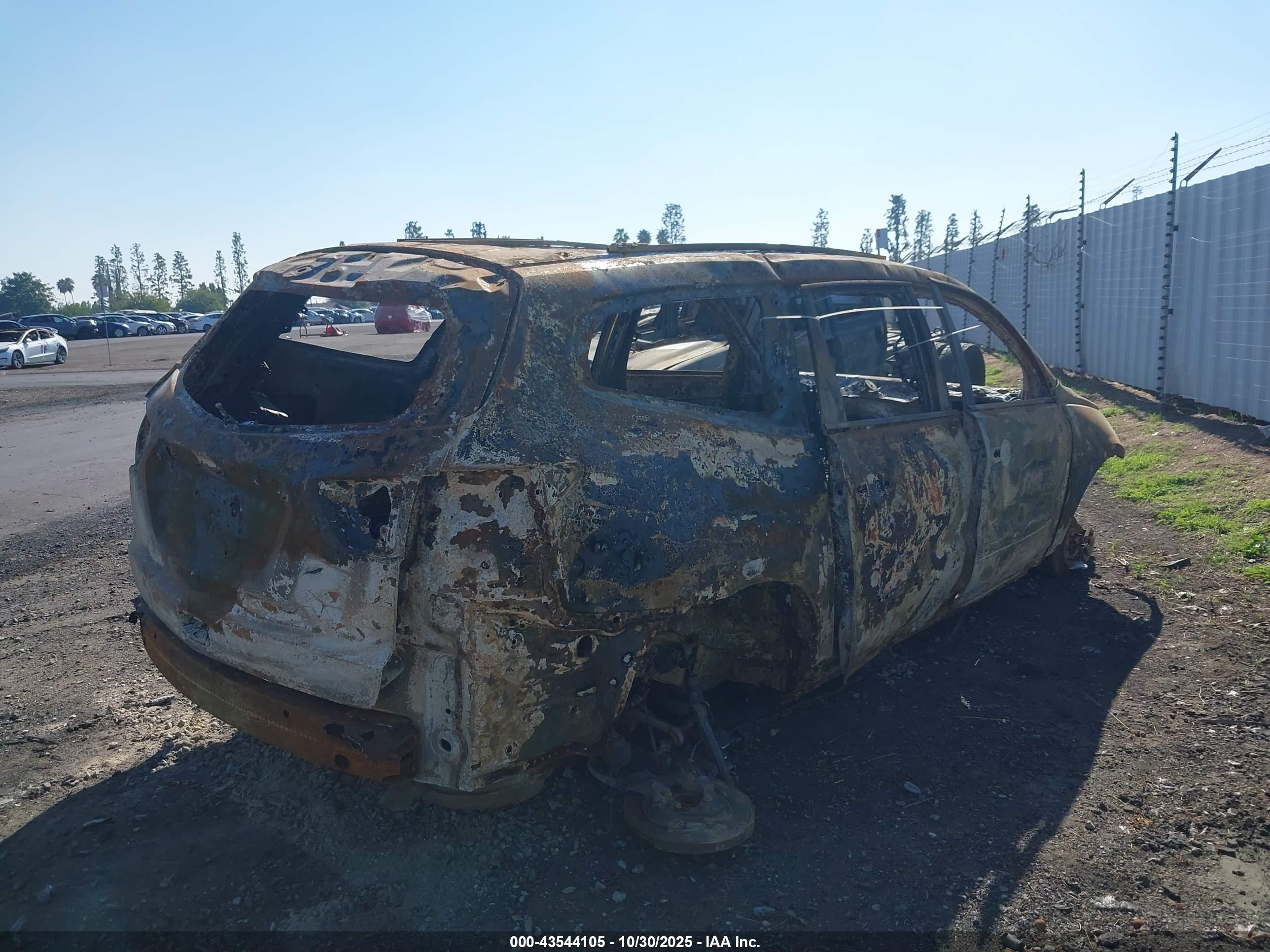 CHEVROLET TRAVERSE image 4