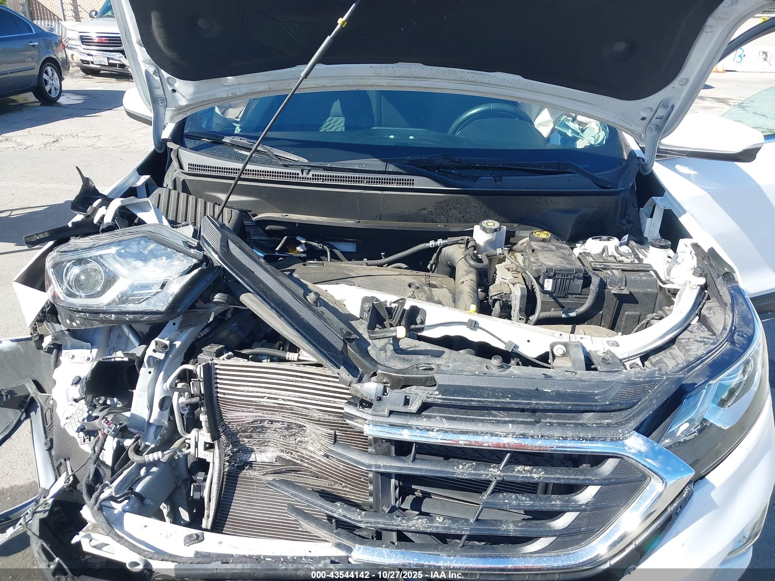 CHEVROLET EQUINOX image 10