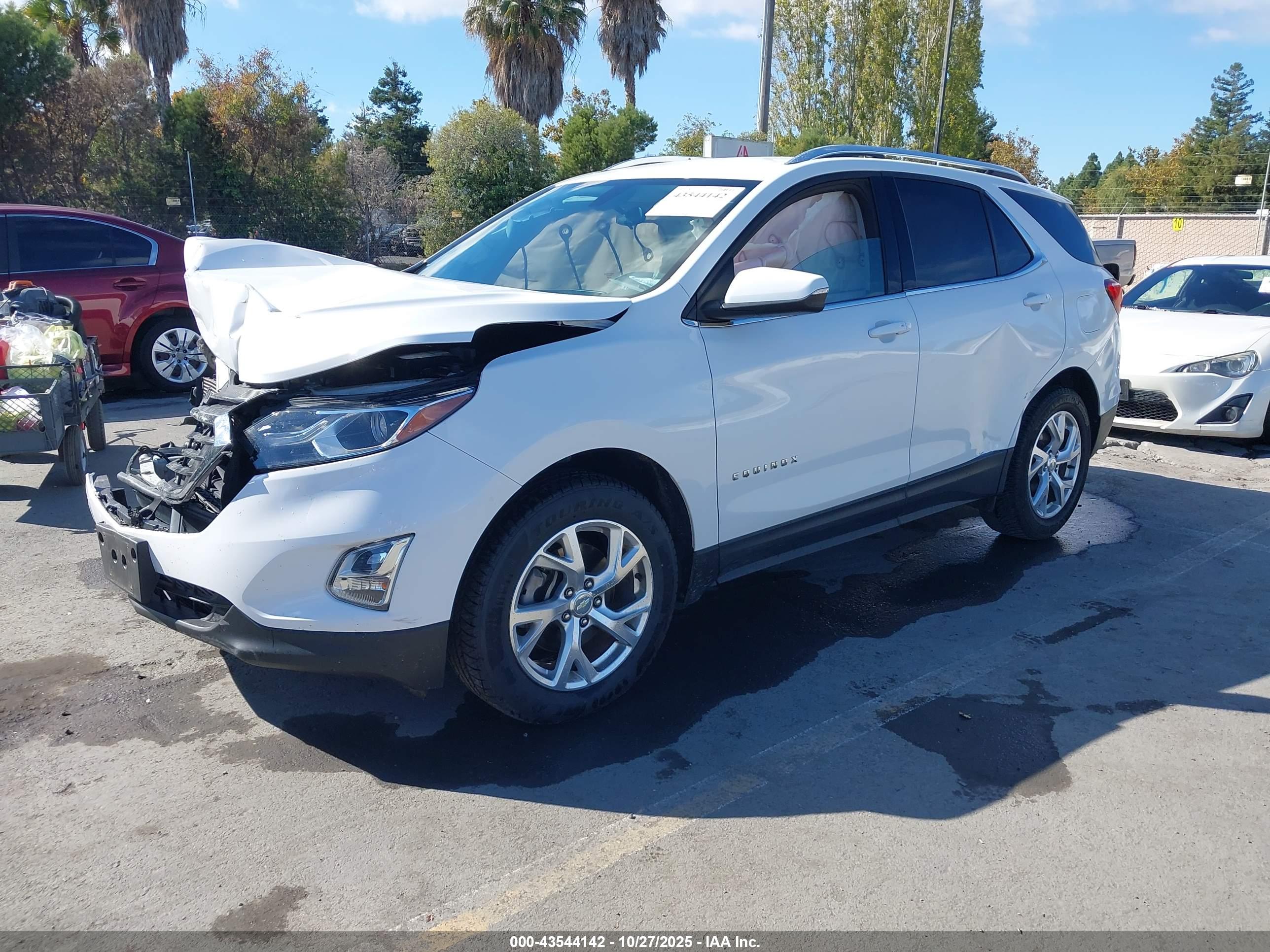 CHEVROLET EQUINOX image 2