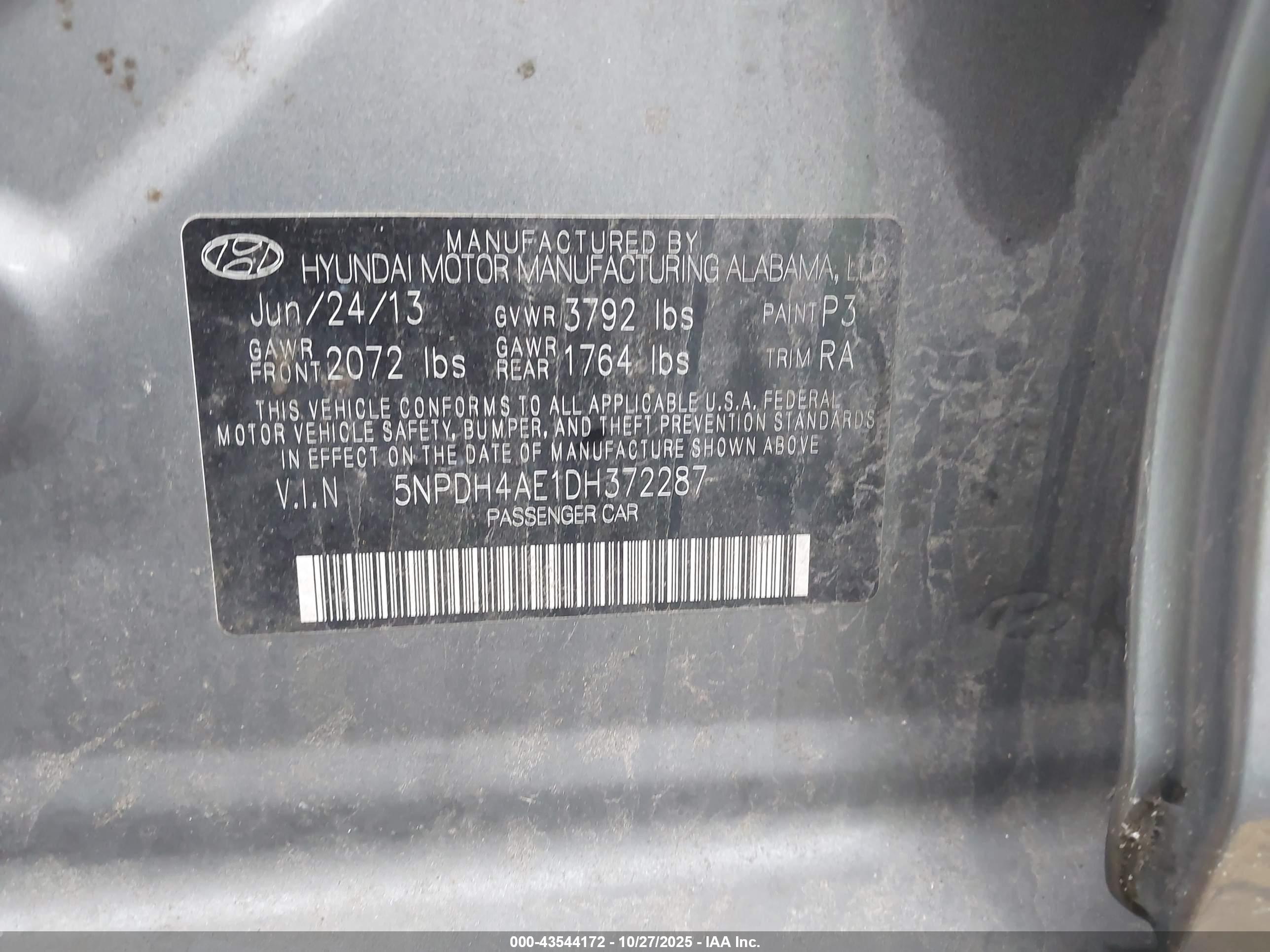 HYUNDAI ELANTRA image 9