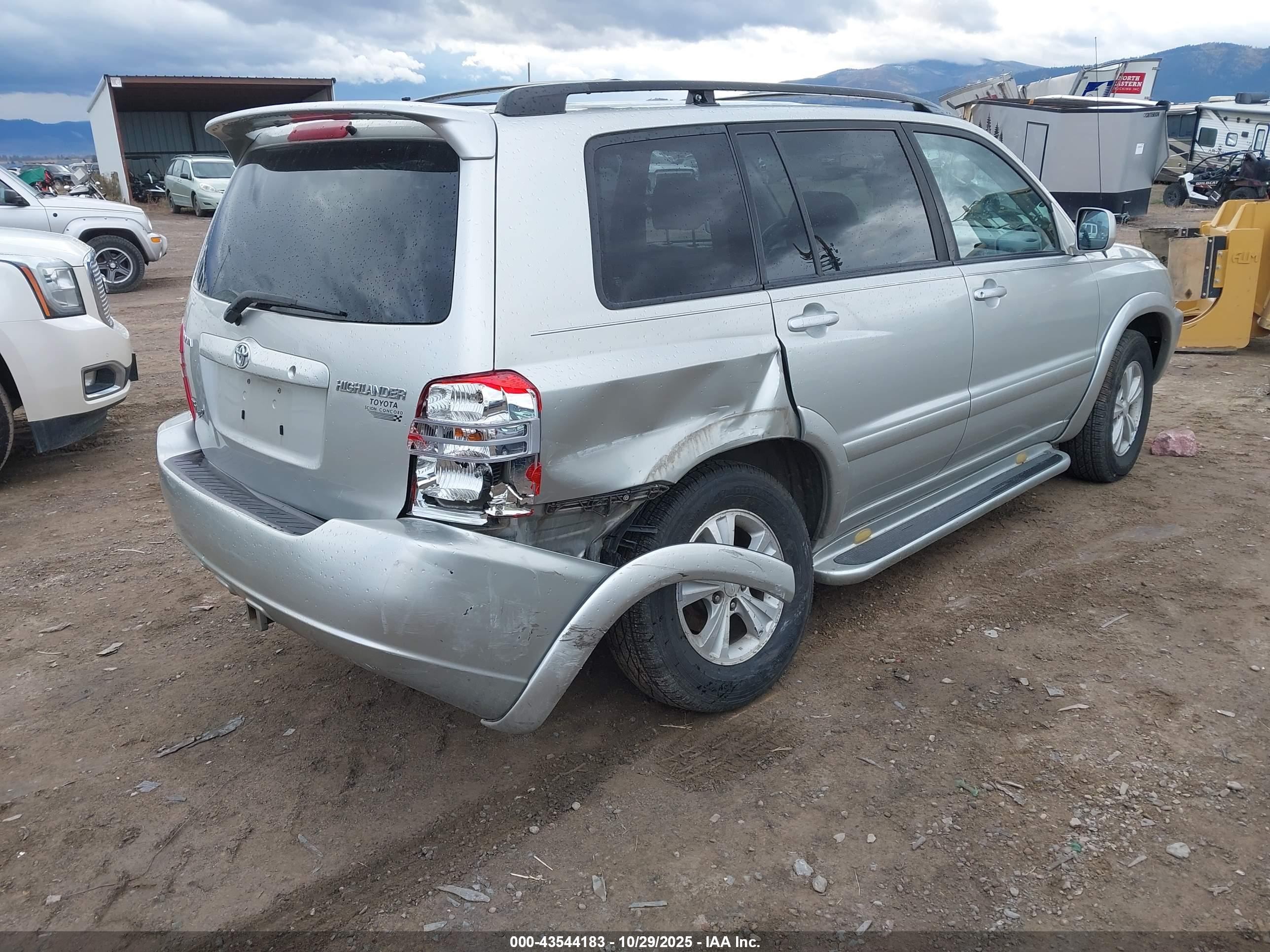 TOYOTA HIGHLANDER image 4
