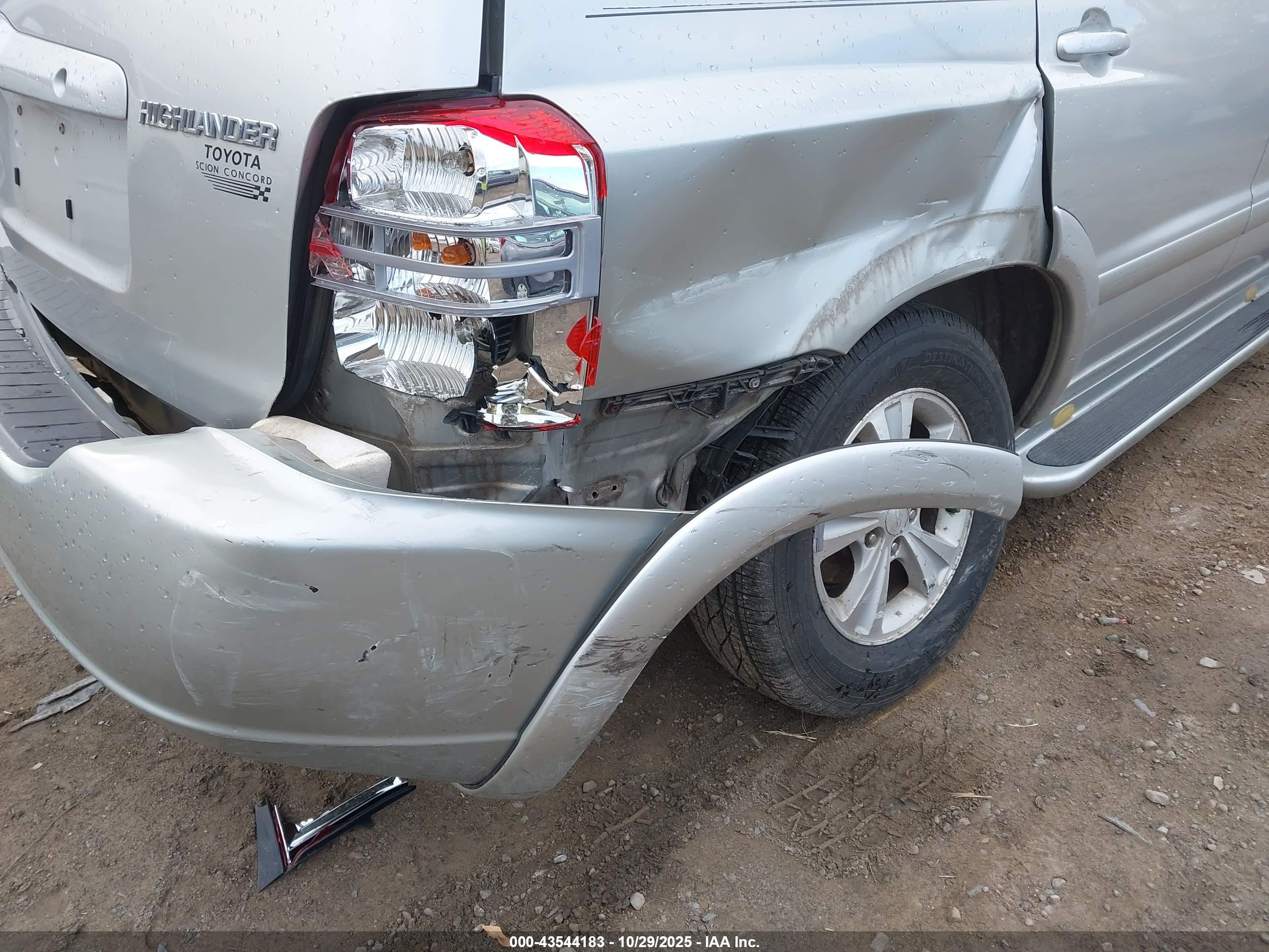 TOYOTA HIGHLANDER image 6