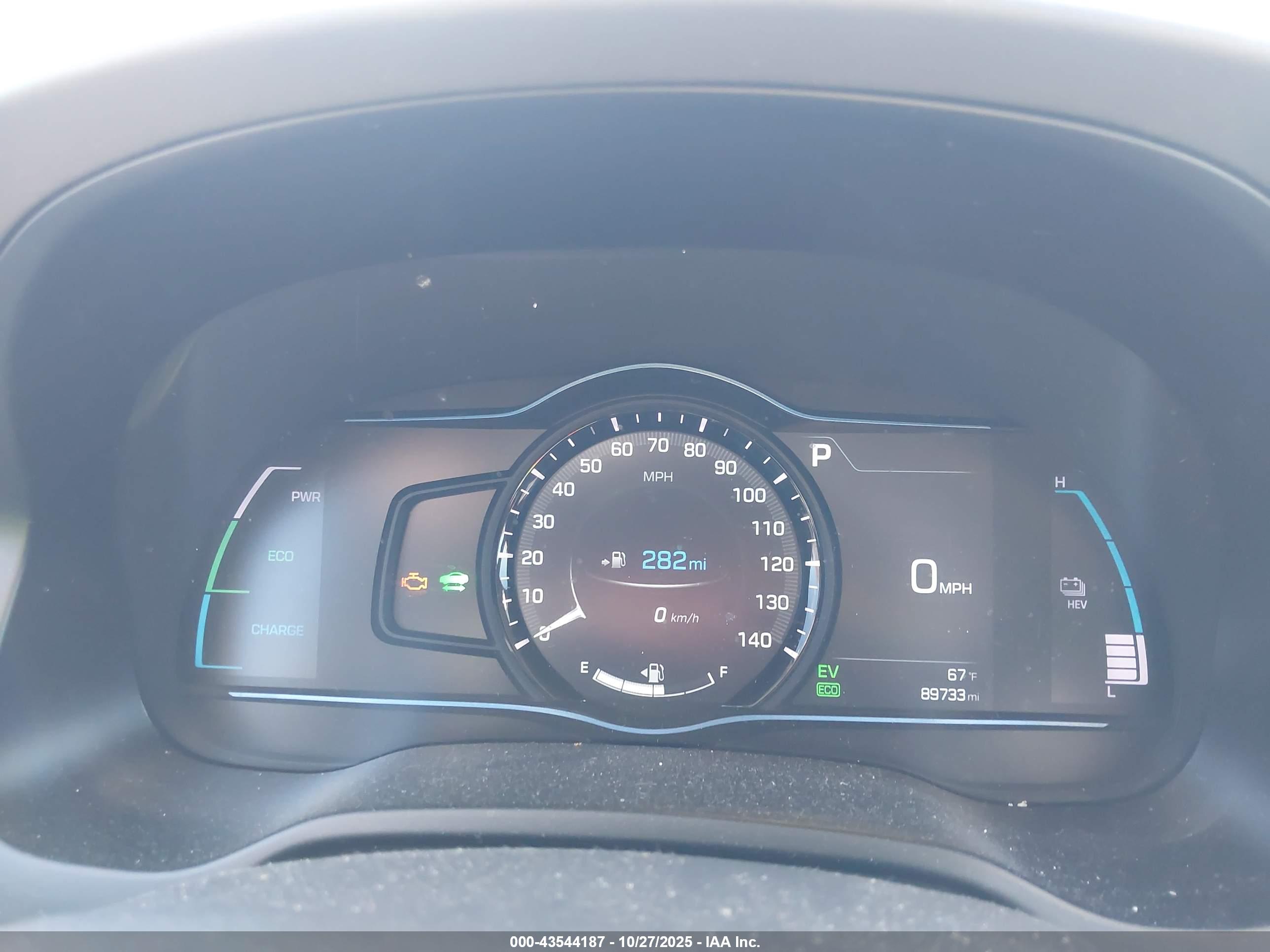 HYUNDAI IONIQ image 7