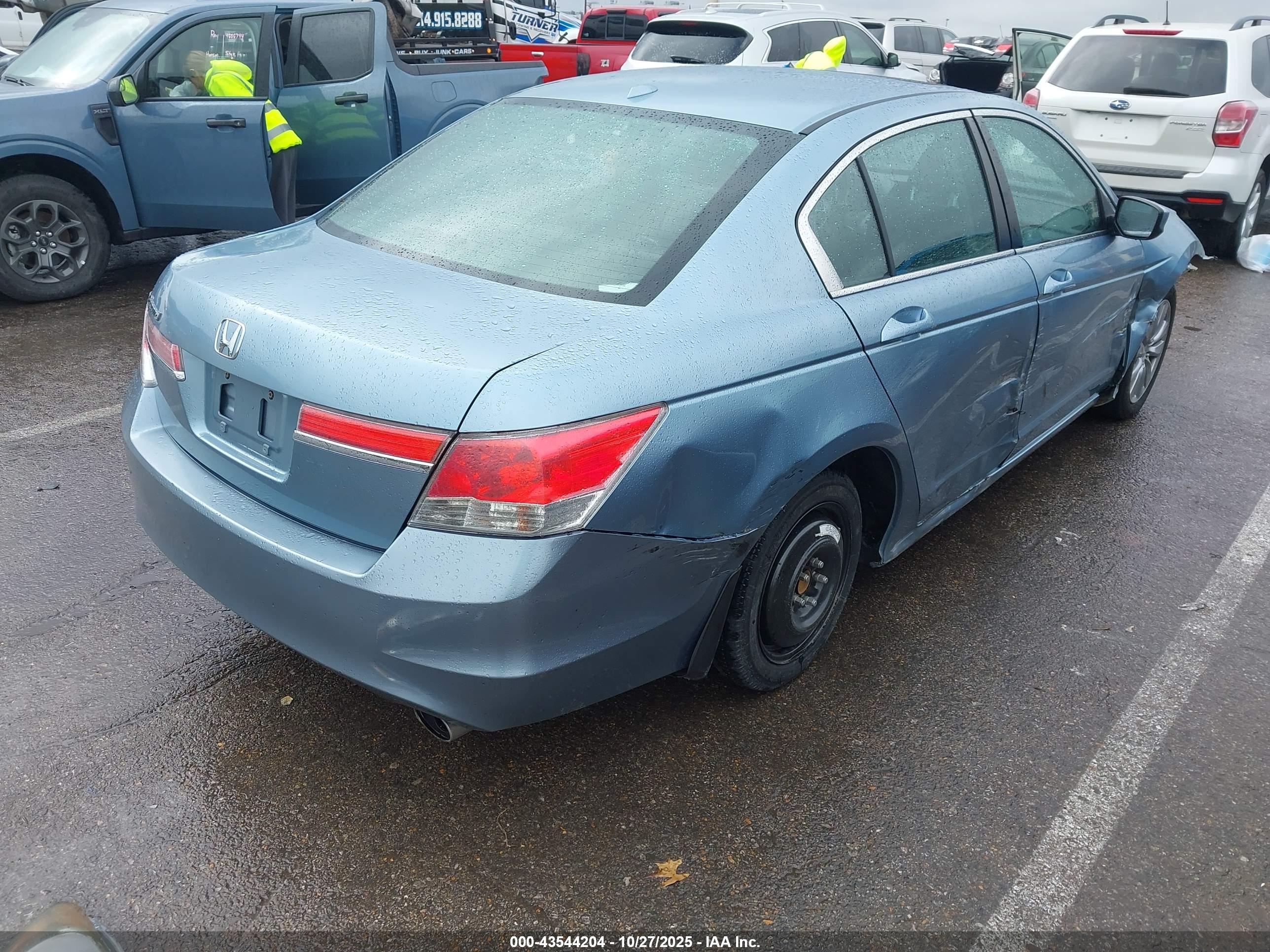 HONDA ACCORD image 4