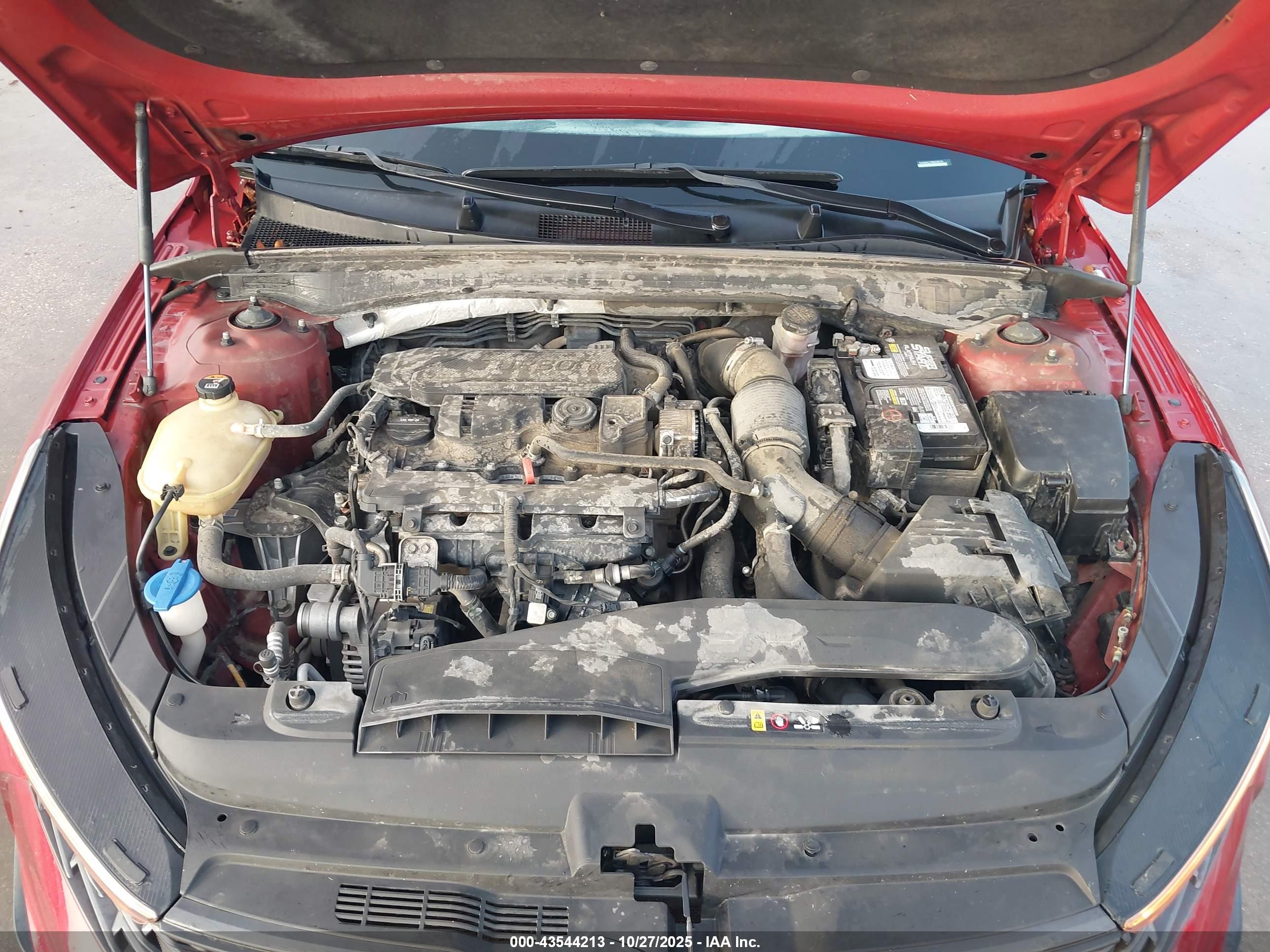 KIA K5 image 10