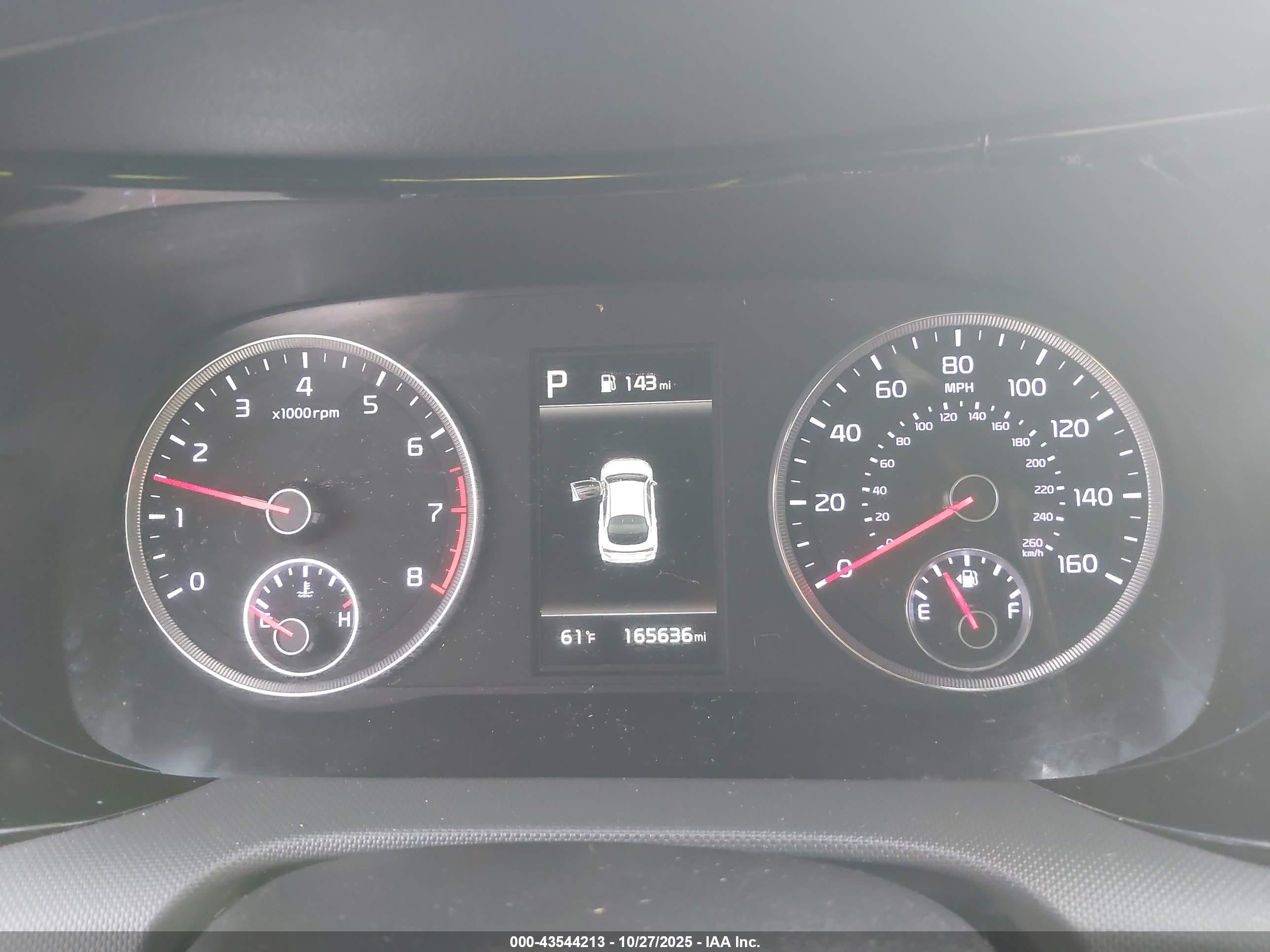 KIA K5 image 7