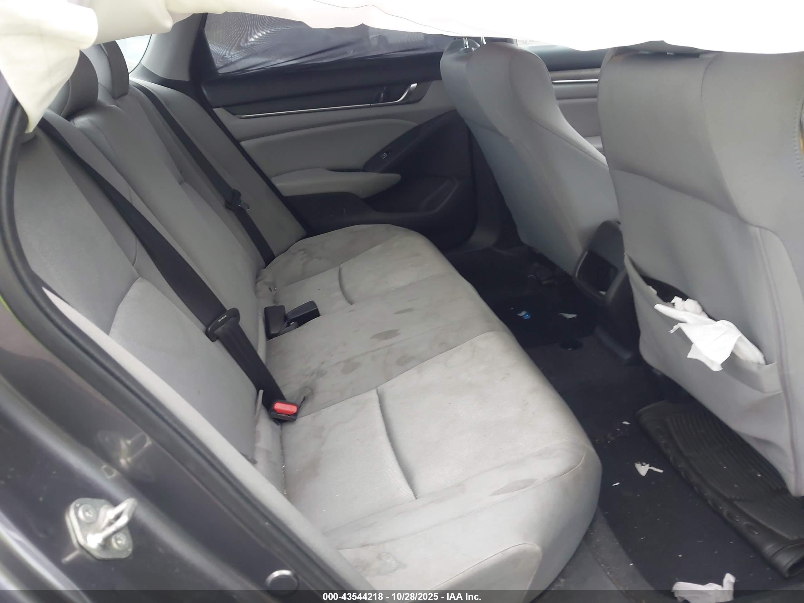 HONDA ACCORD image 8