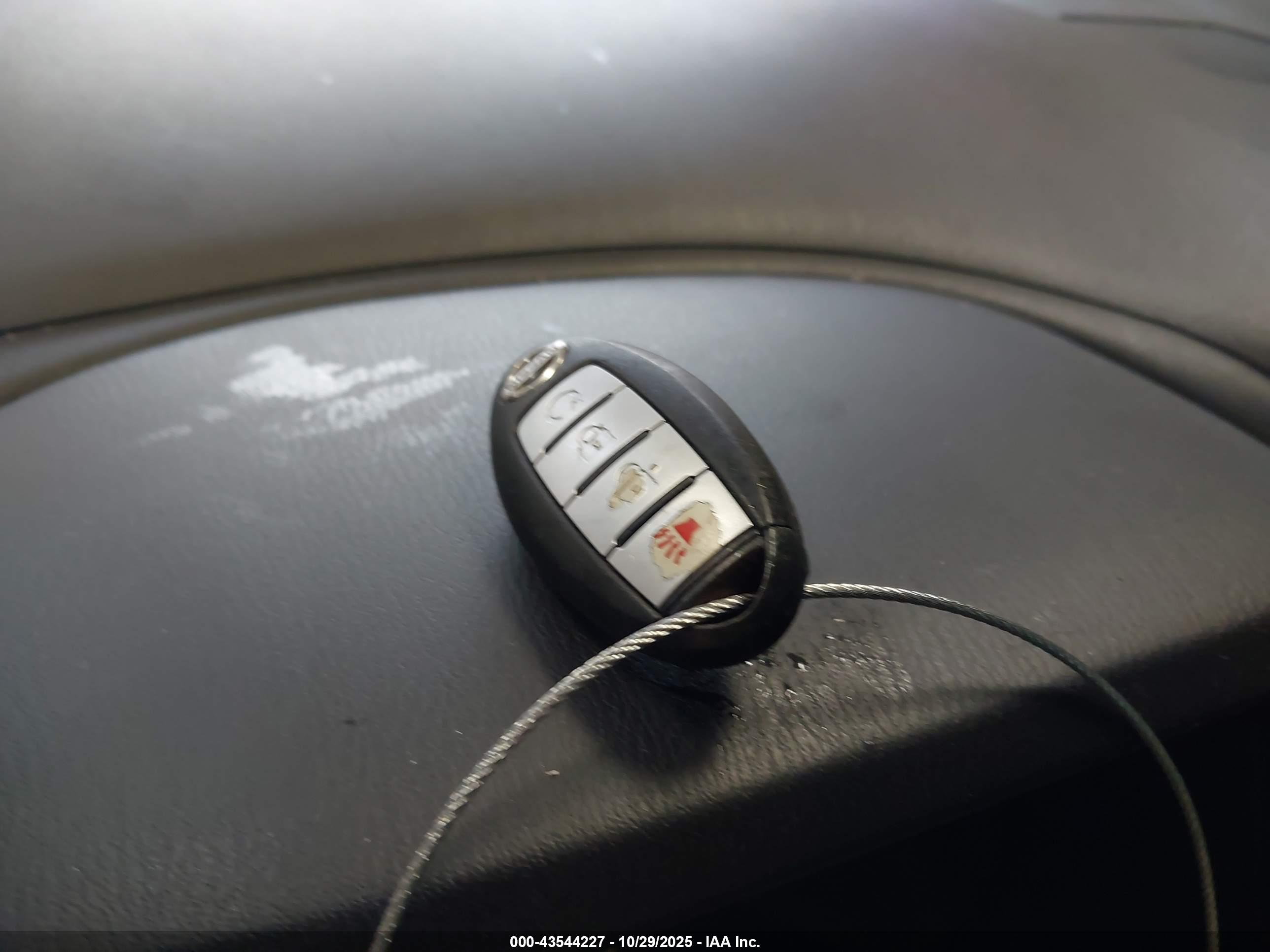 NISSAN PATHFINDER image 11