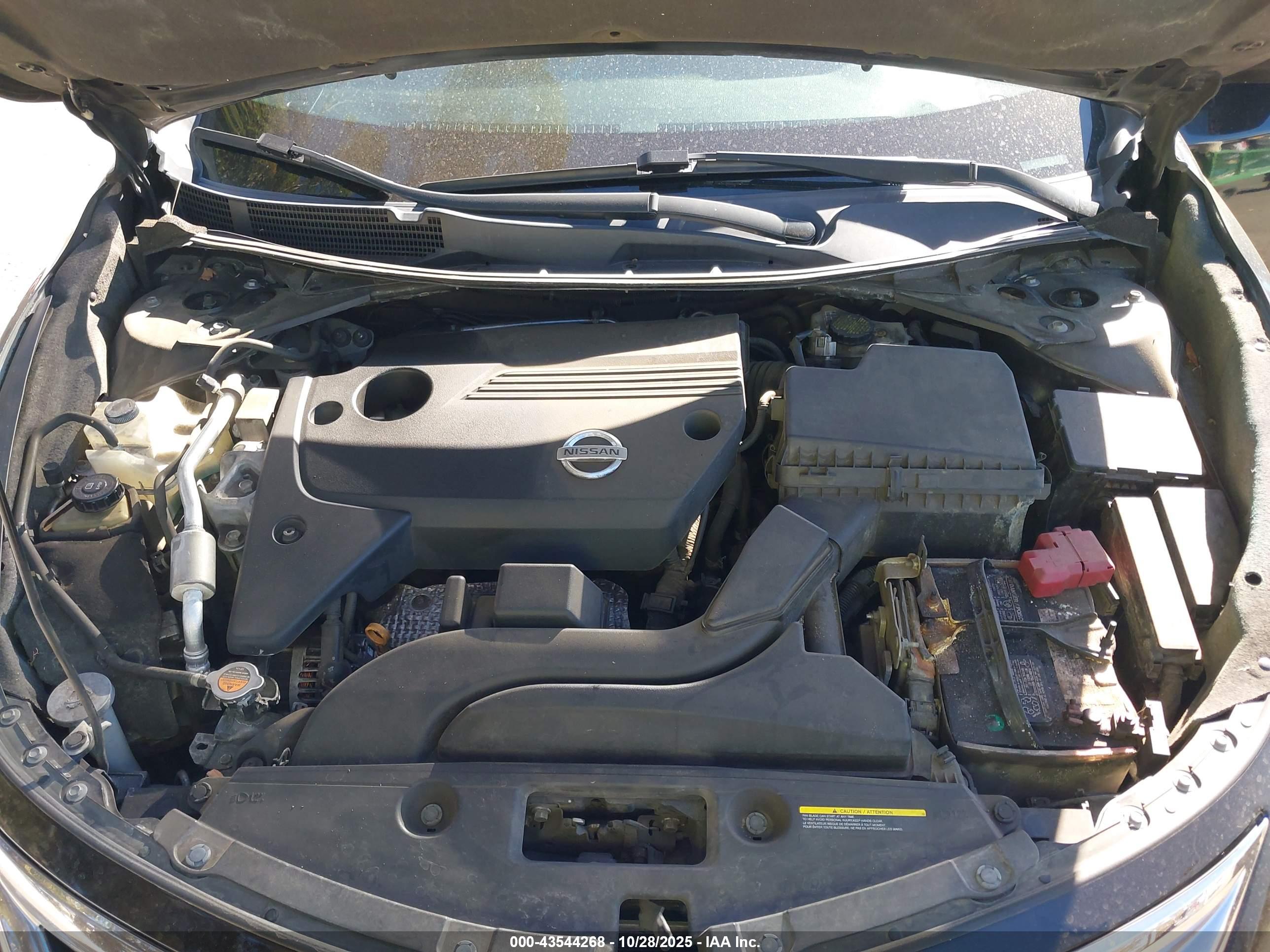 NISSAN ALTIMA image 10