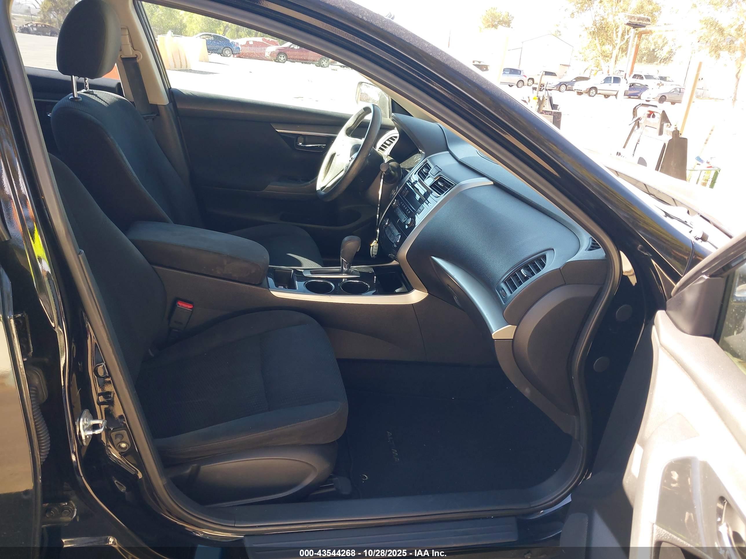 NISSAN ALTIMA image 5