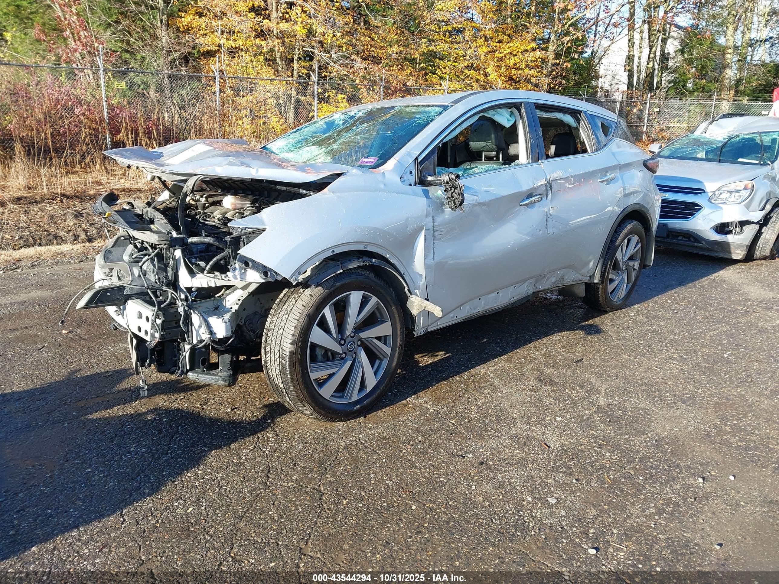 NISSAN MURANO image 2