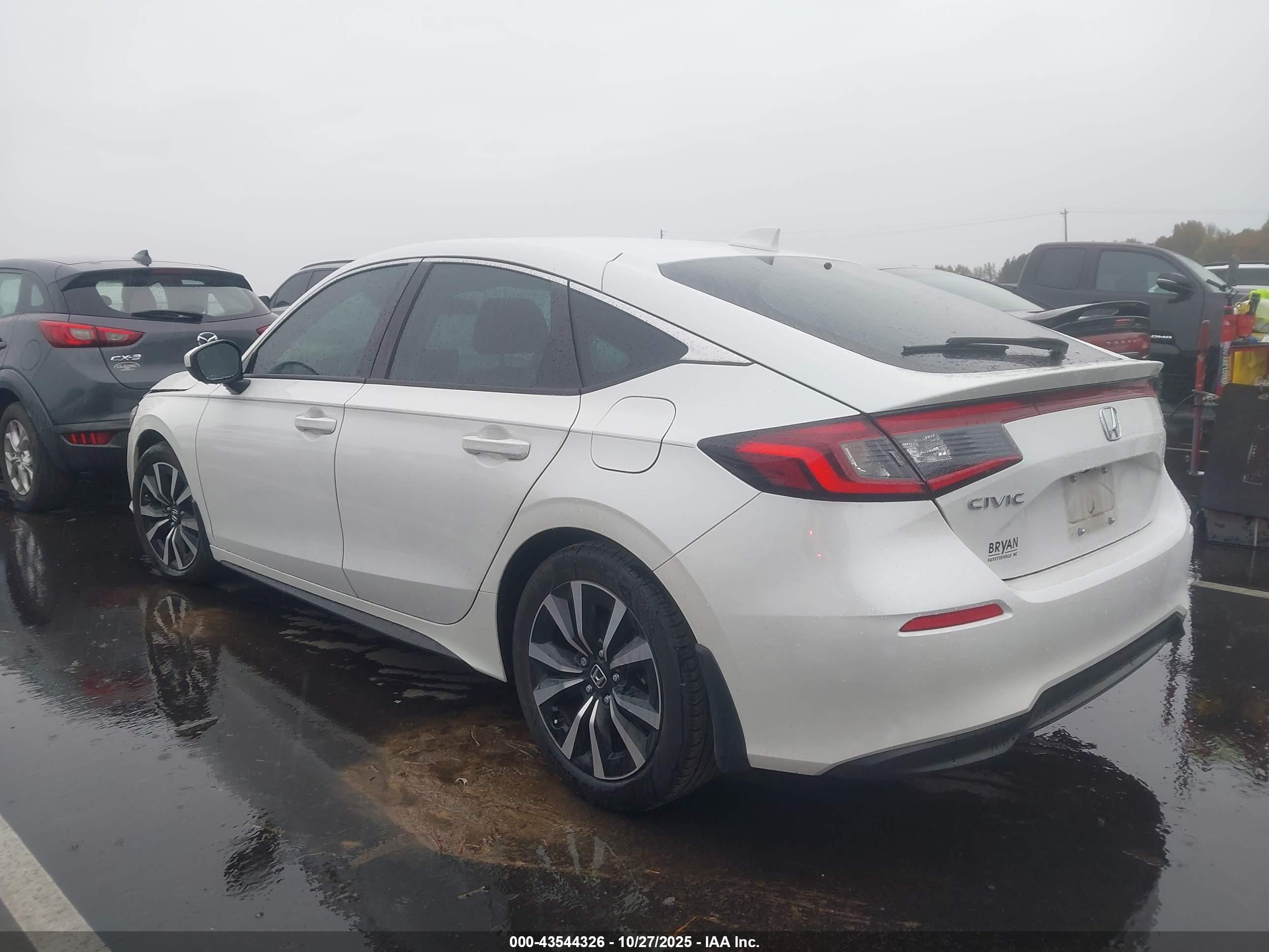 HONDA CIVIC image 3