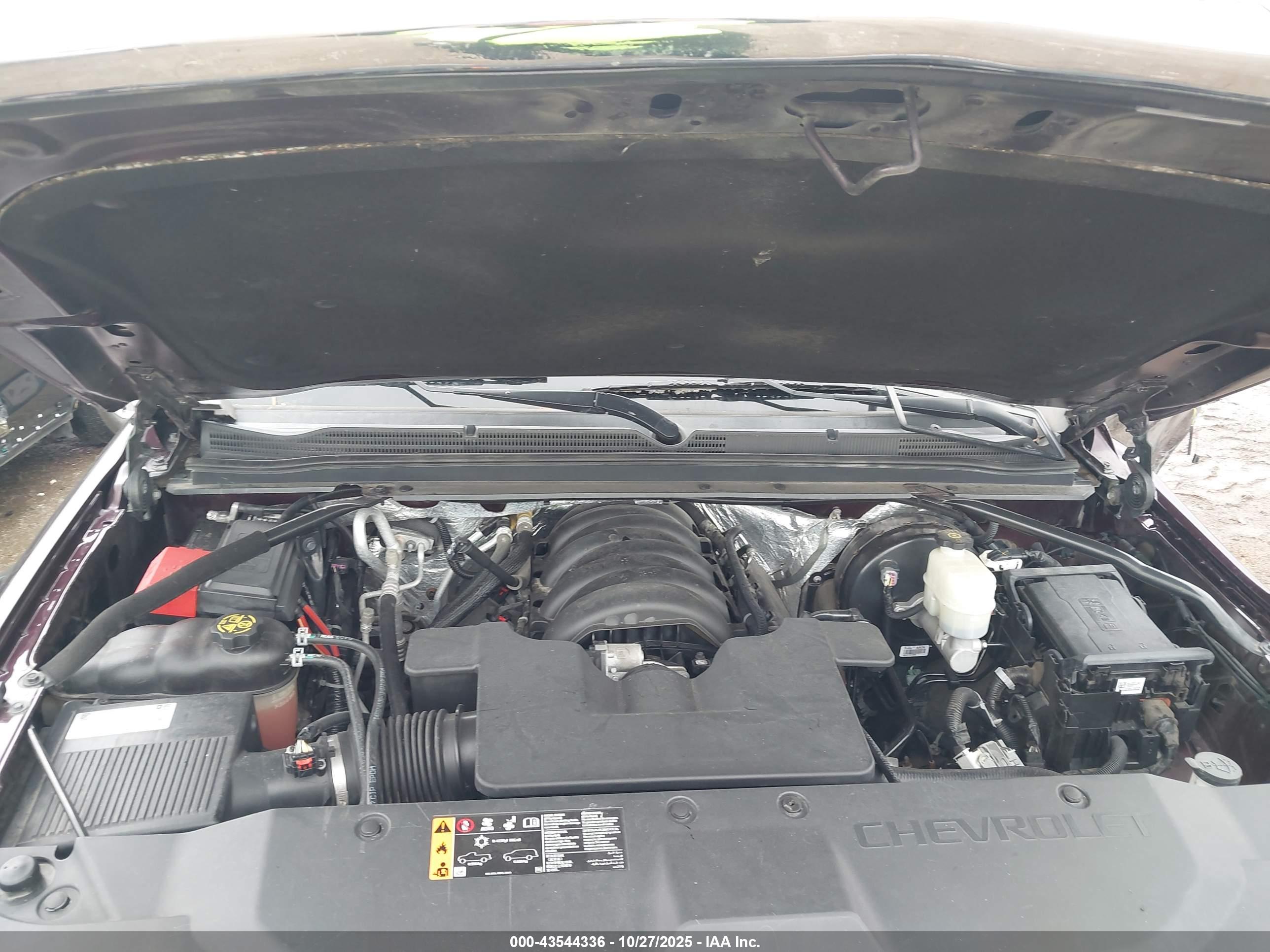 CHEVROLET TAHOE image 10