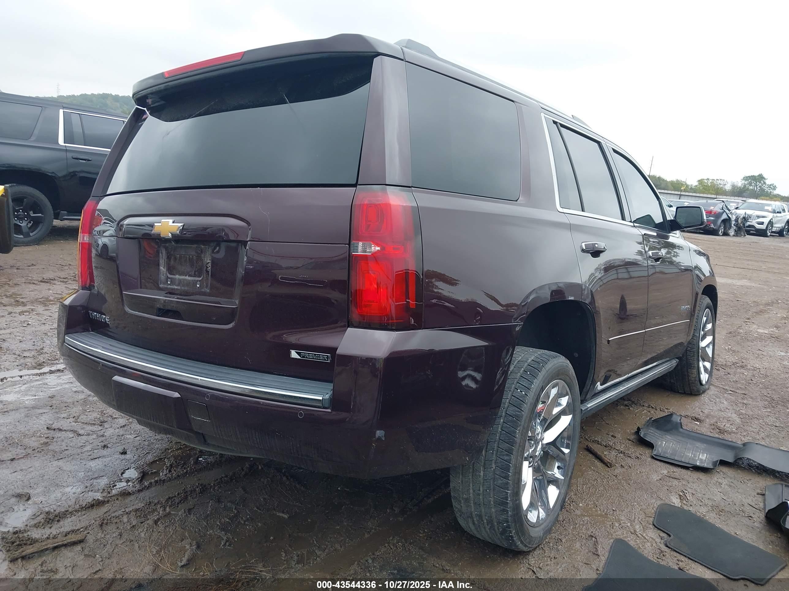 CHEVROLET TAHOE image 4