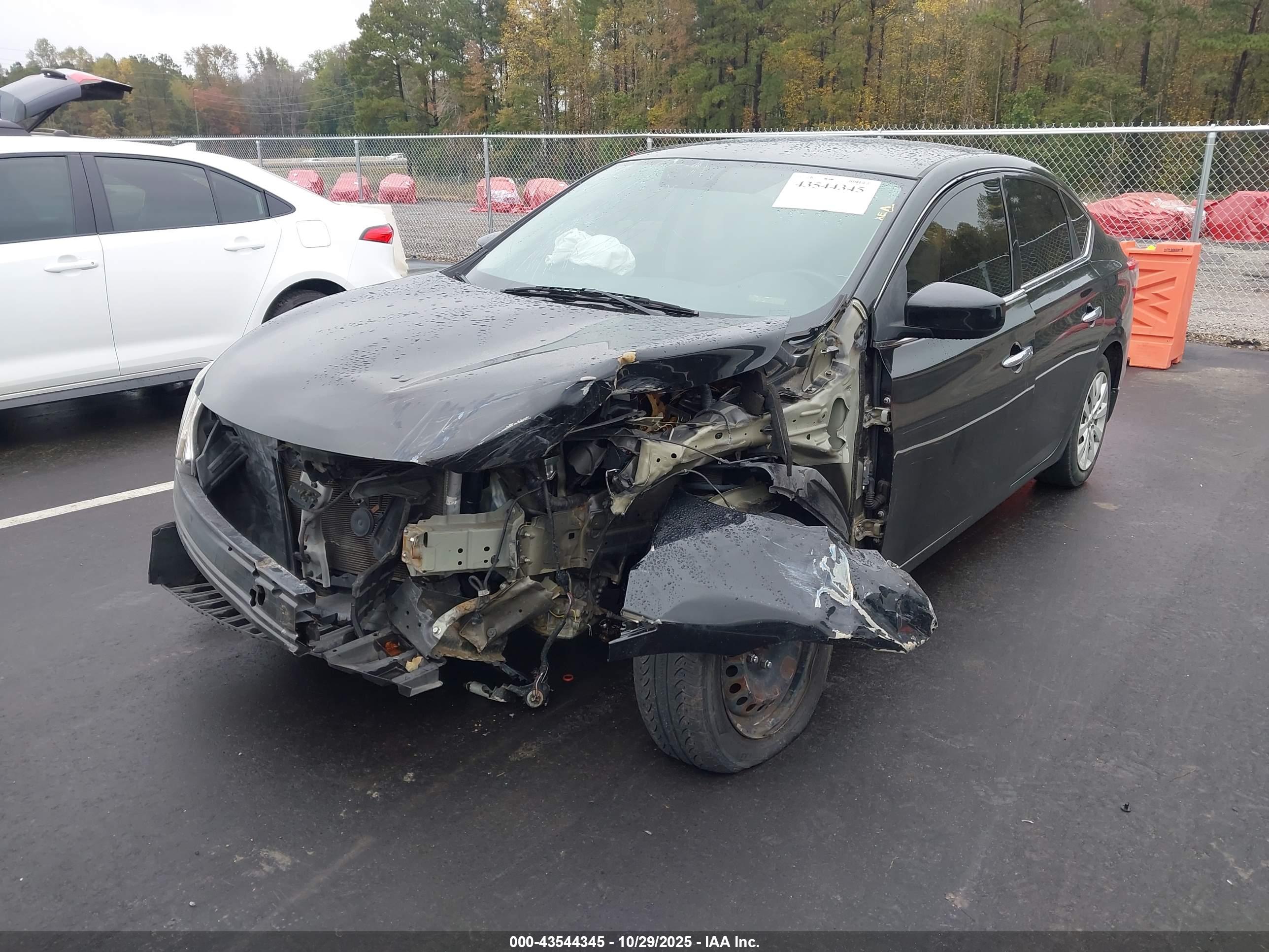 NISSAN SENTRA image 2
