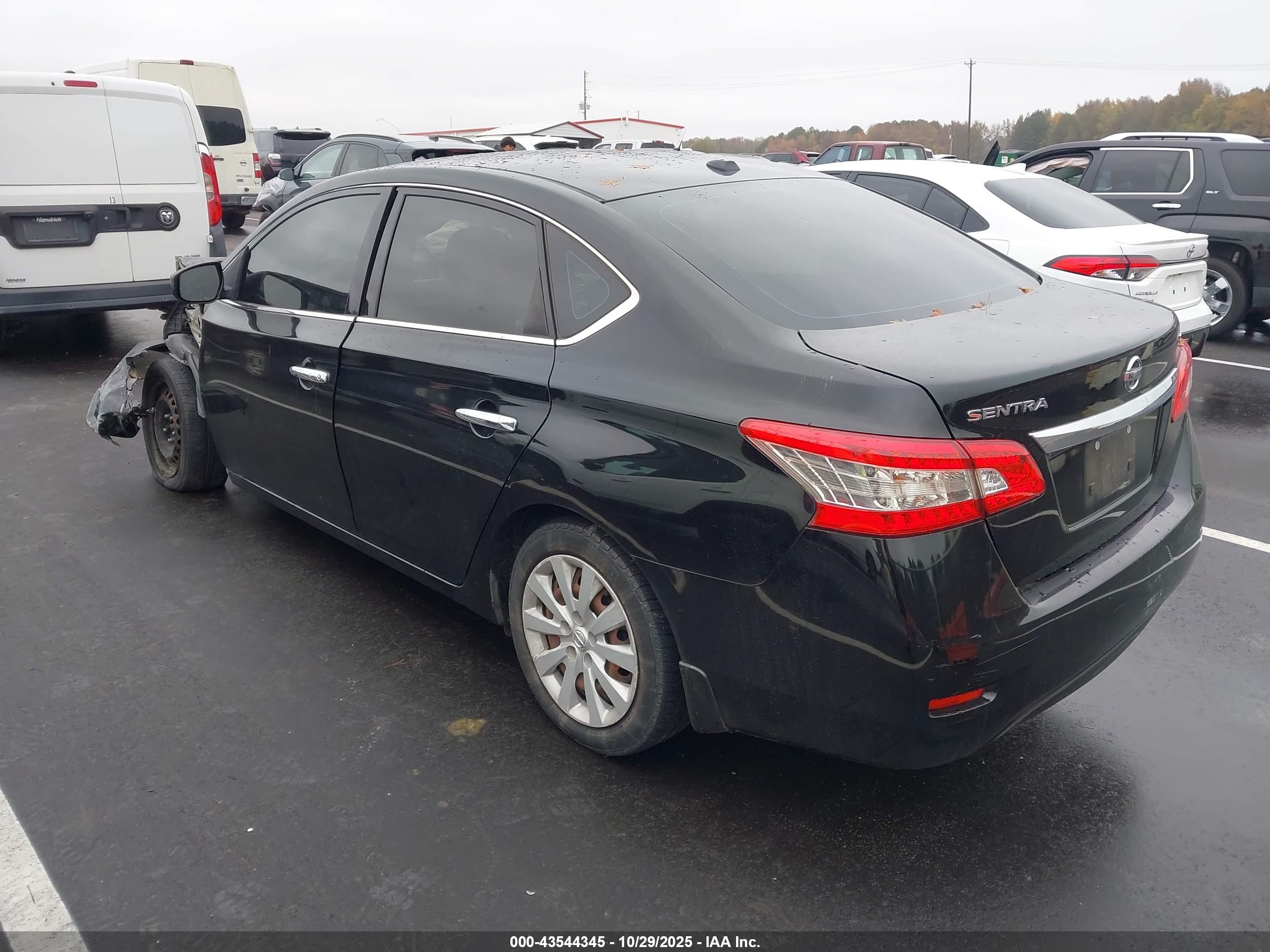 NISSAN SENTRA image 3