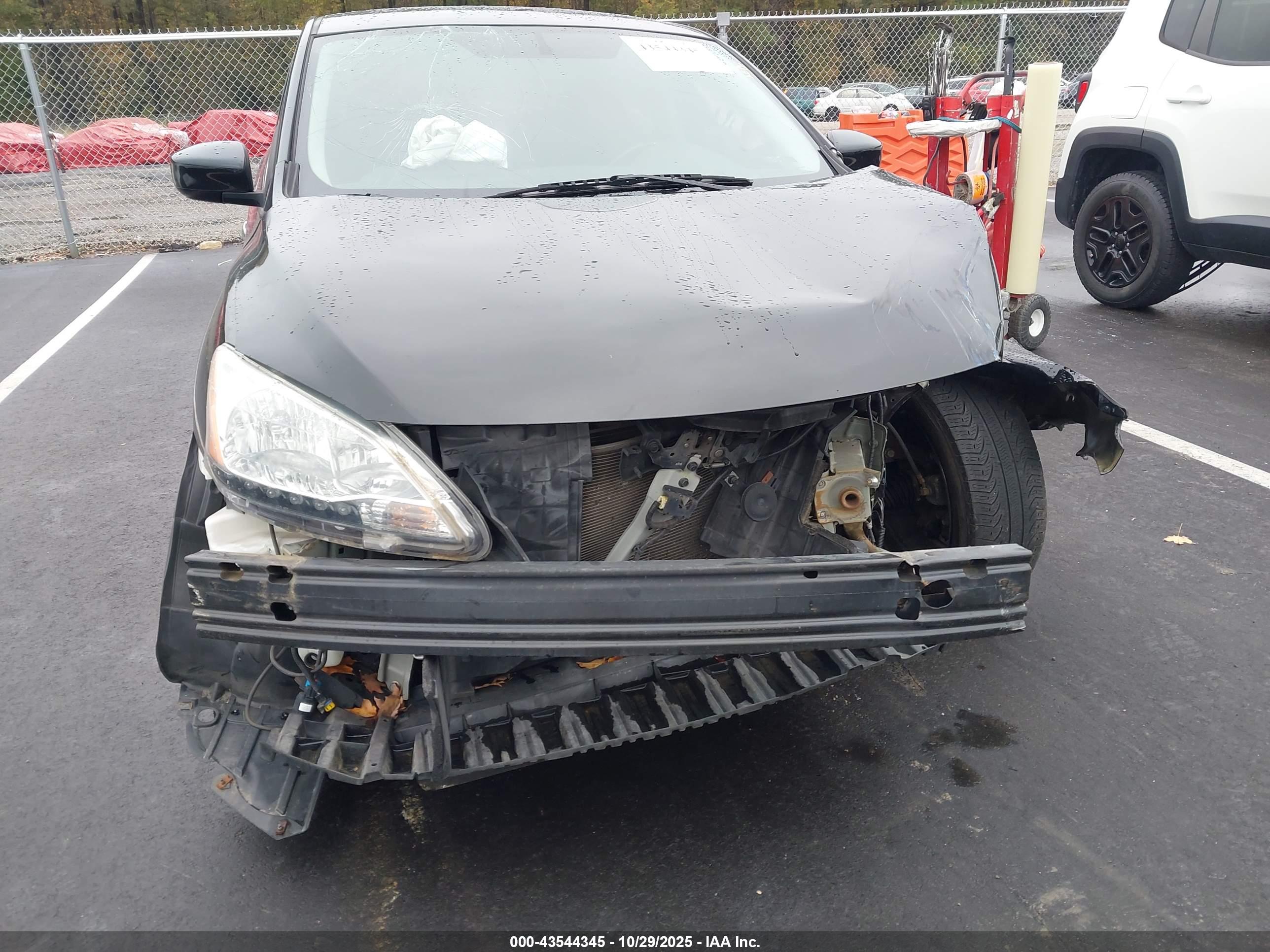NISSAN SENTRA image 6